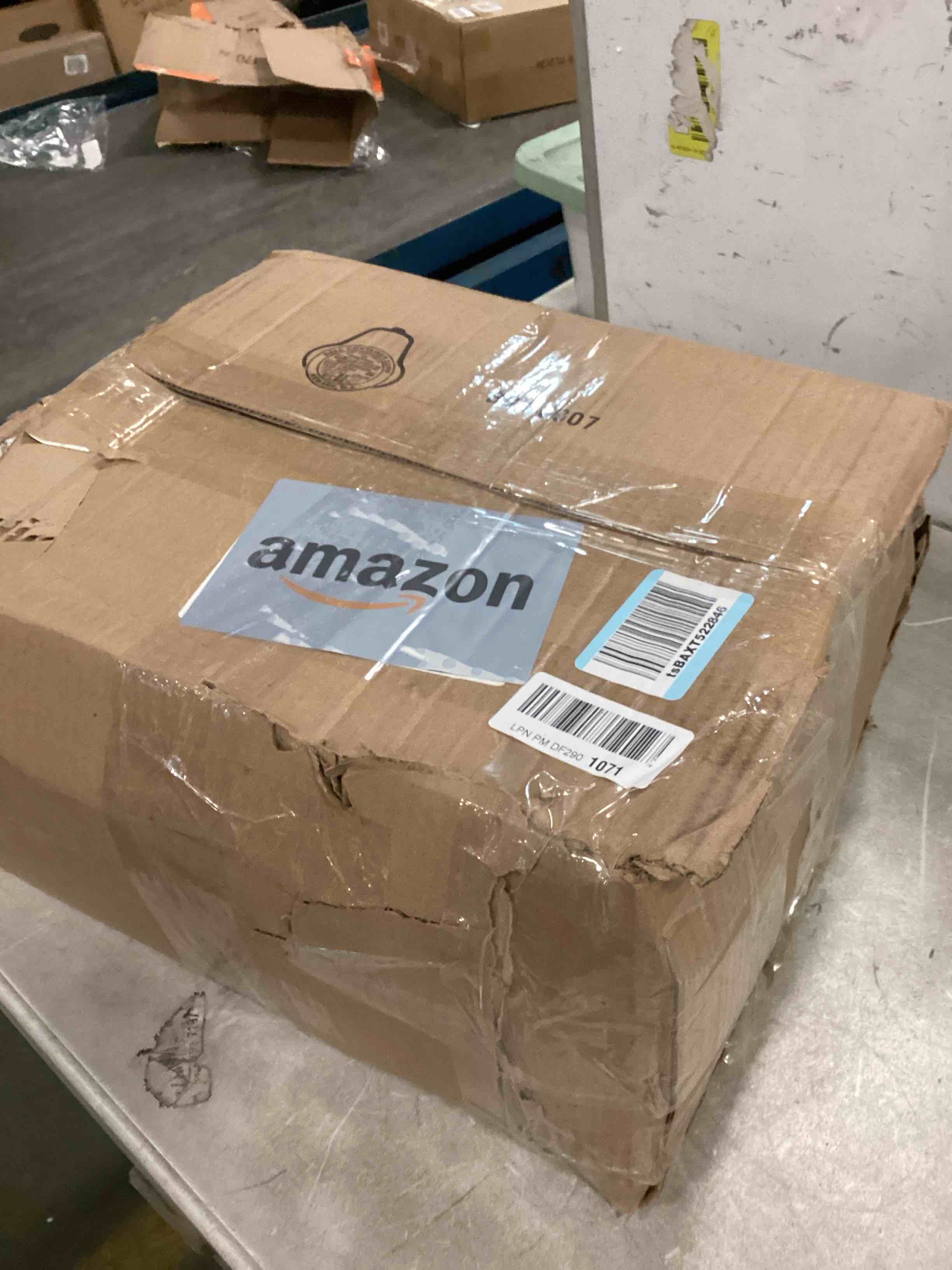 https://s3.amazonaws.com/lotting-images-prod/bidfta/TEA1520100_1734538315767.jpeg