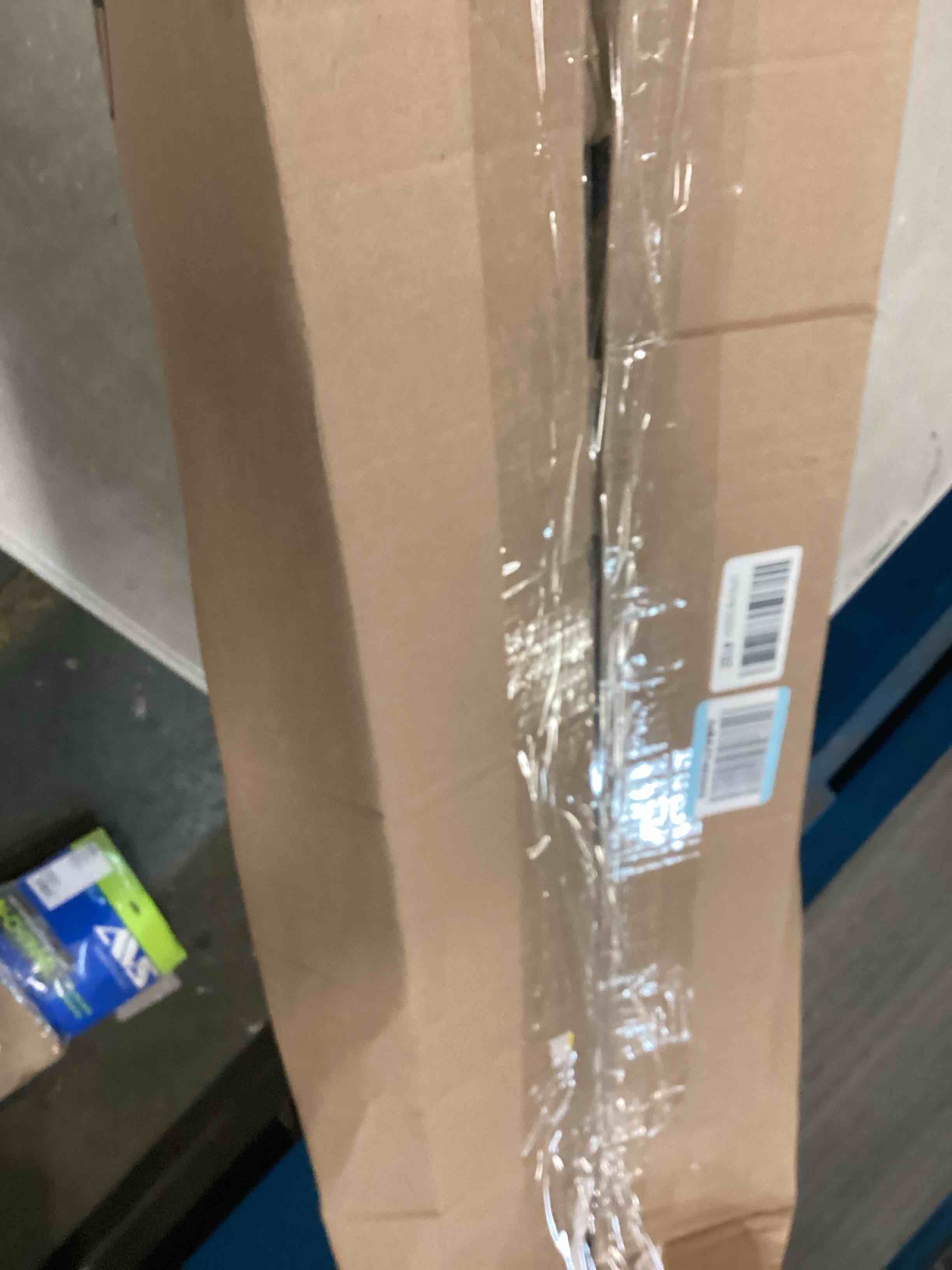 https://s3.amazonaws.com/lotting-images-prod/bidfta/TEA1520304_1734569026433.jpeg