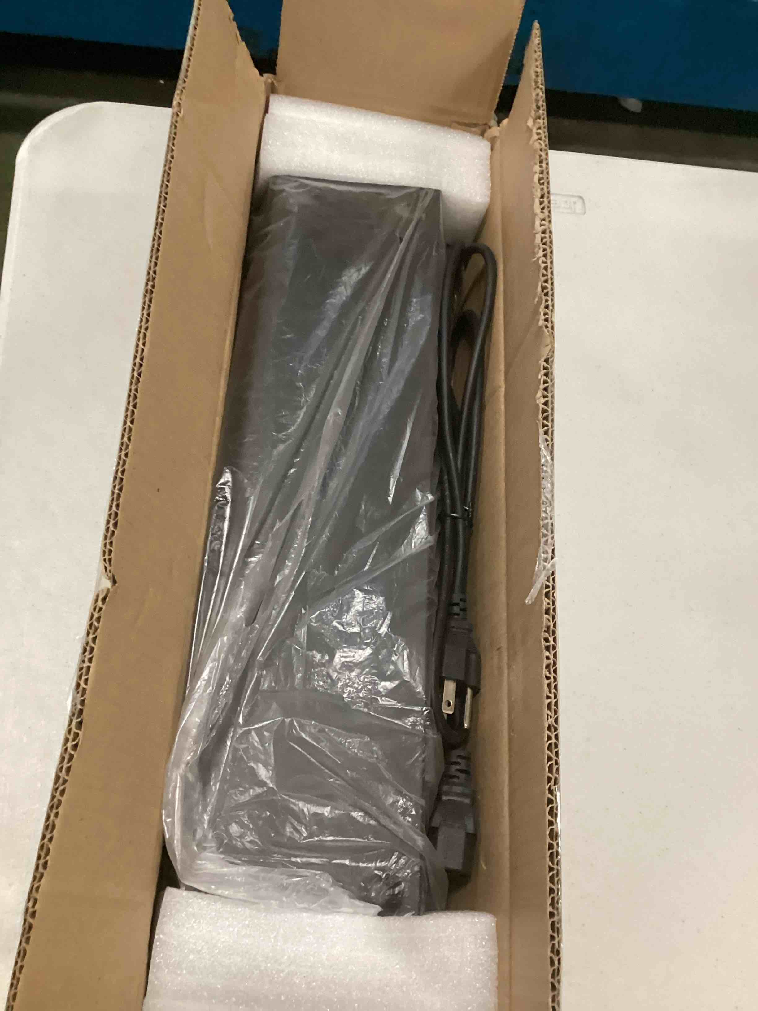 https://s3.amazonaws.com/lotting-images-prod/bidfta/TEA1521566_1735311366838.jpeg