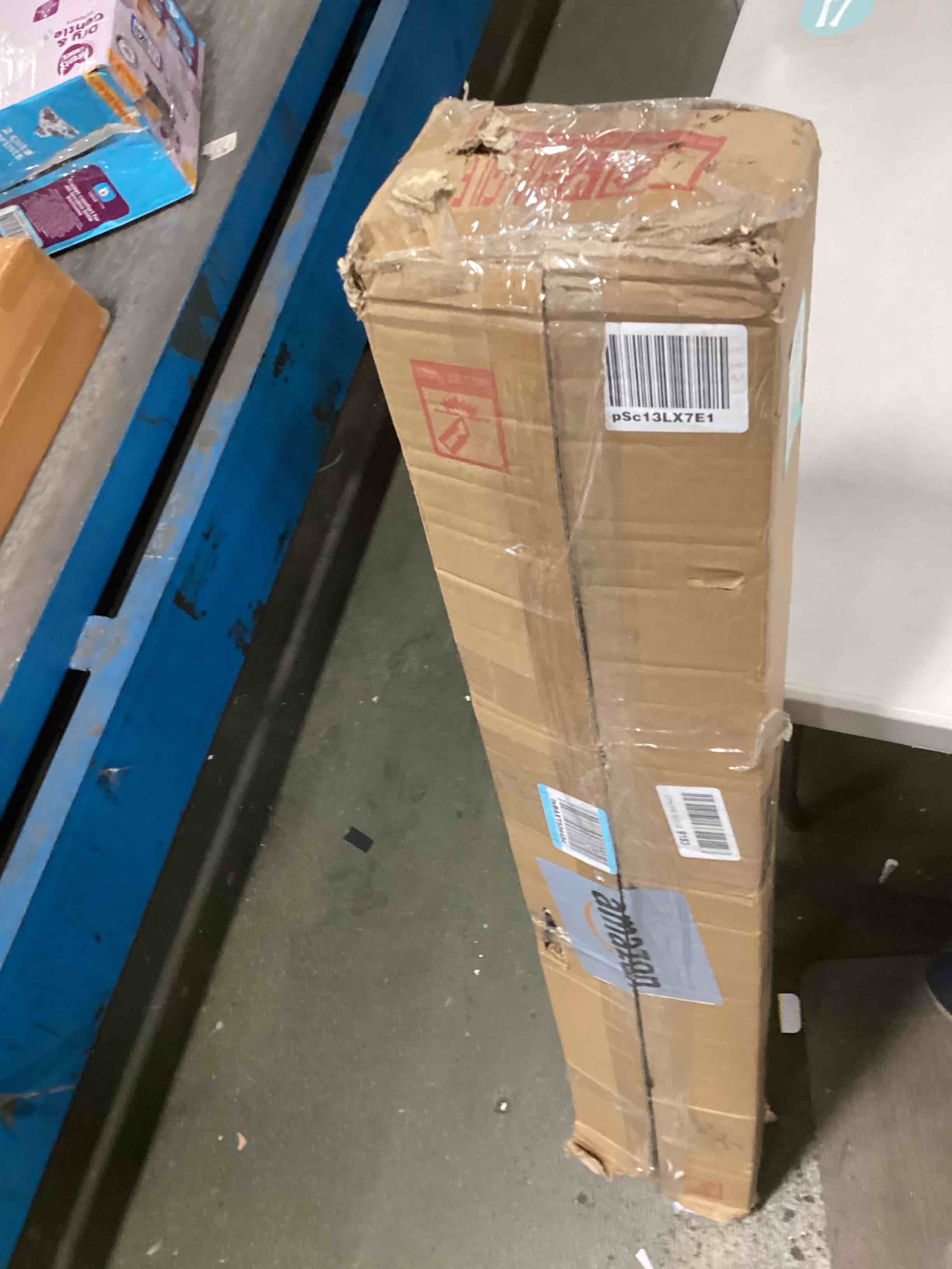 https://s3.amazonaws.com/lotting-images-prod/bidfta/TEA1521579_1735315571488.jpeg