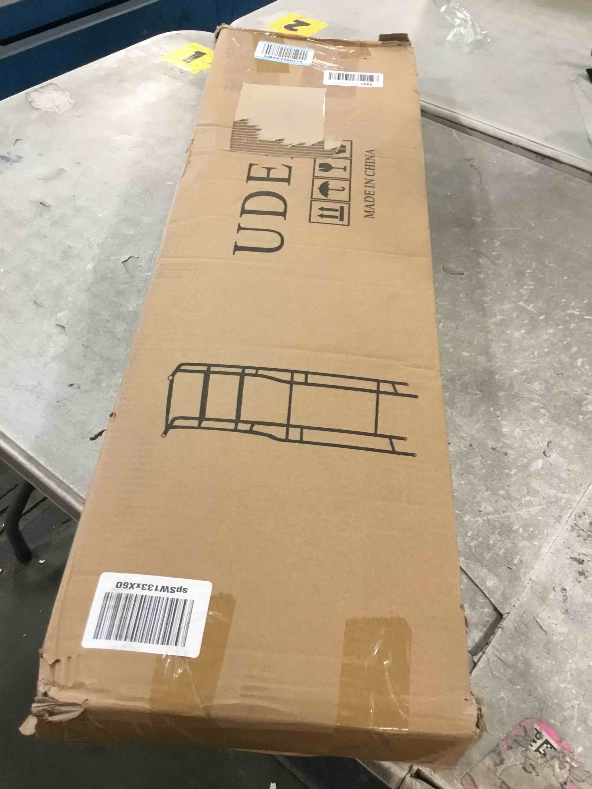 https://s3.amazonaws.com/lotting-images-prod/bidfta/TEA1522061_1736002280411.jpeg