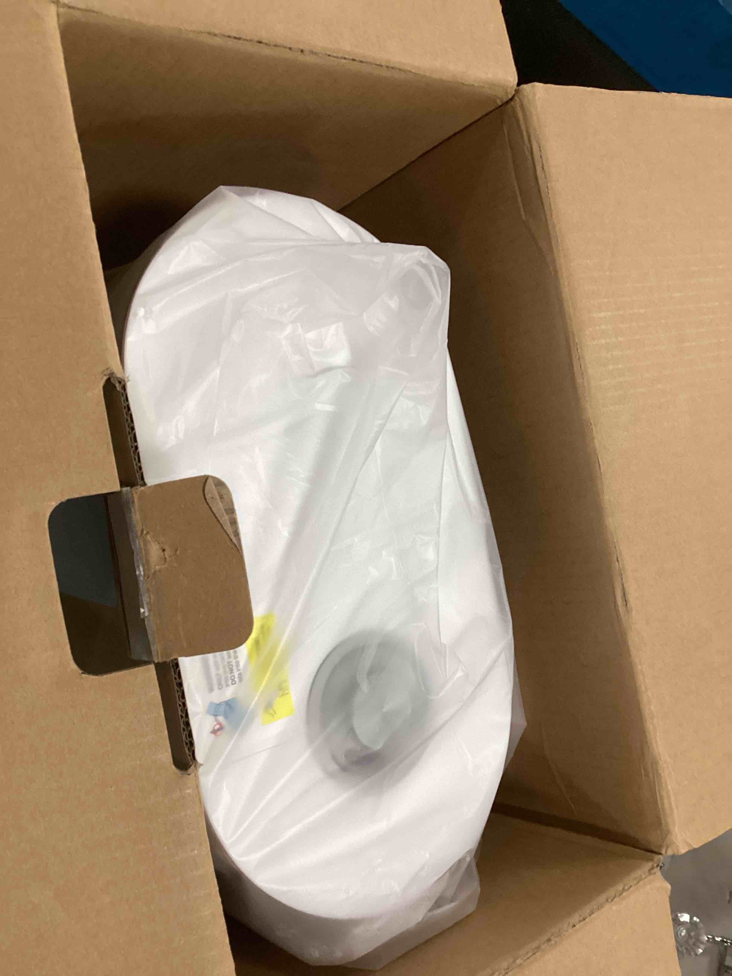 https://s3.amazonaws.com/lotting-images-prod/bidfta/TEA1522237_1736342813553.jpeg