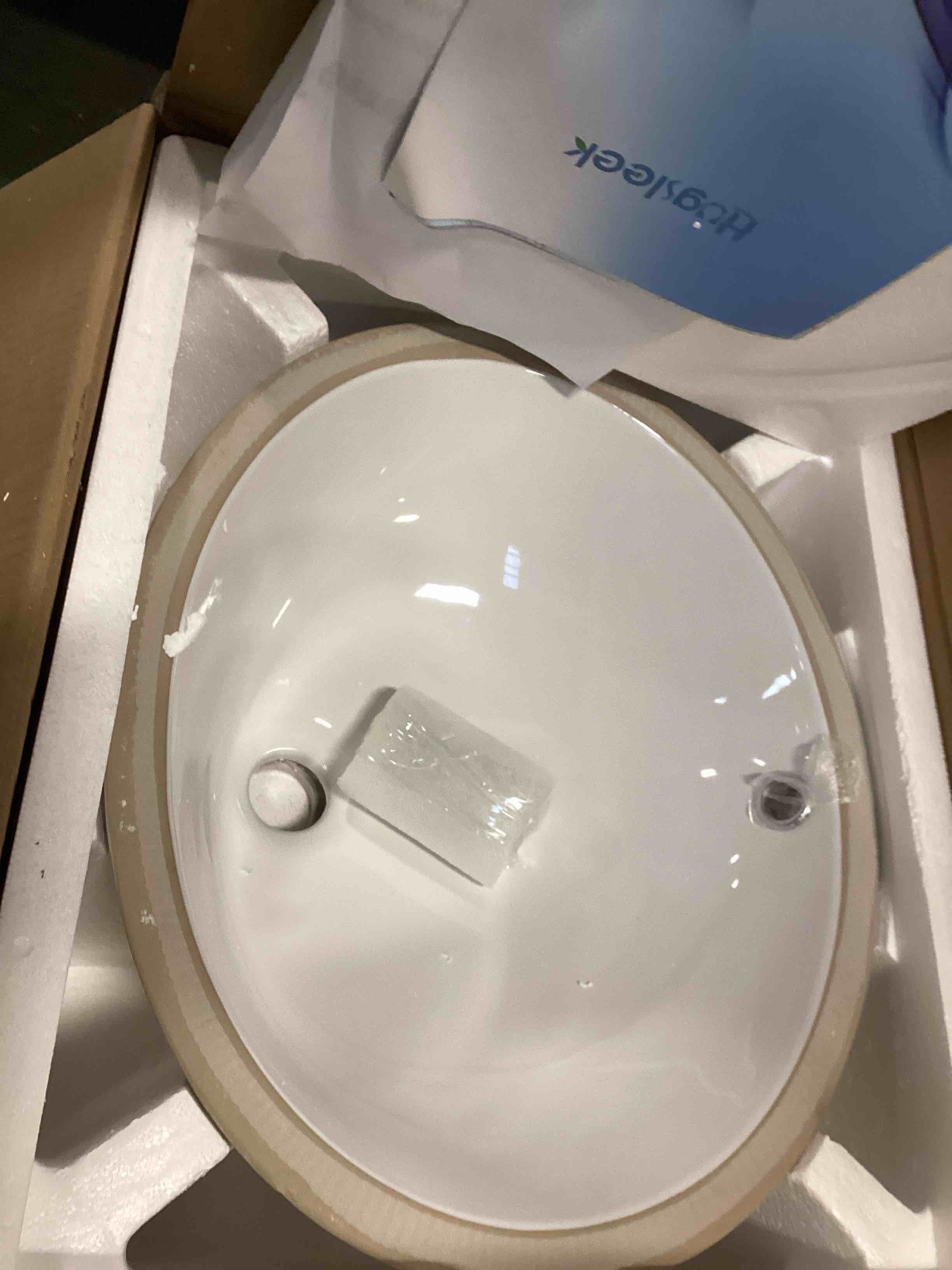 https://s3.amazonaws.com/lotting-images-prod/bidfta/TEA1522255_1736344883443.jpeg