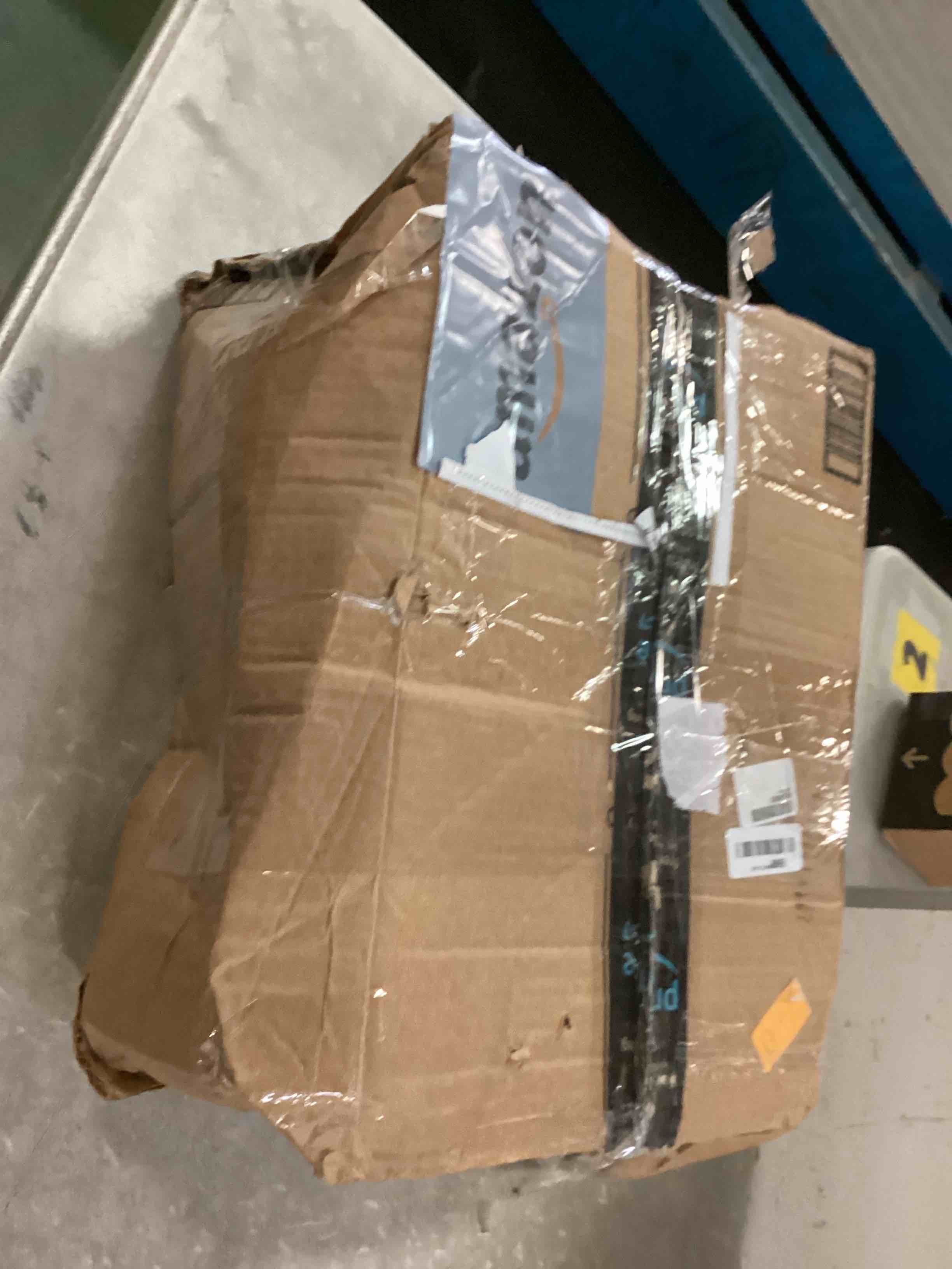 https://s3.amazonaws.com/lotting-images-prod/bidfta/TEA1522720_1736525903904.jpeg