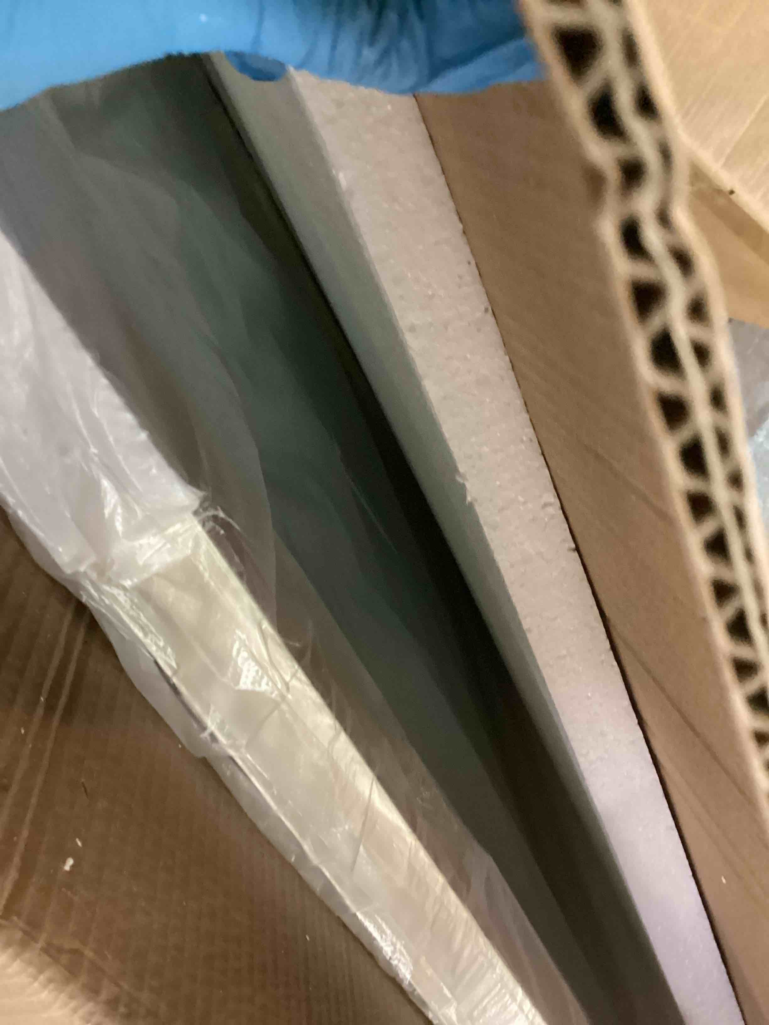 https://s3.amazonaws.com/lotting-images-prod/bidfta/TEA1522776_1736534403810.jpeg