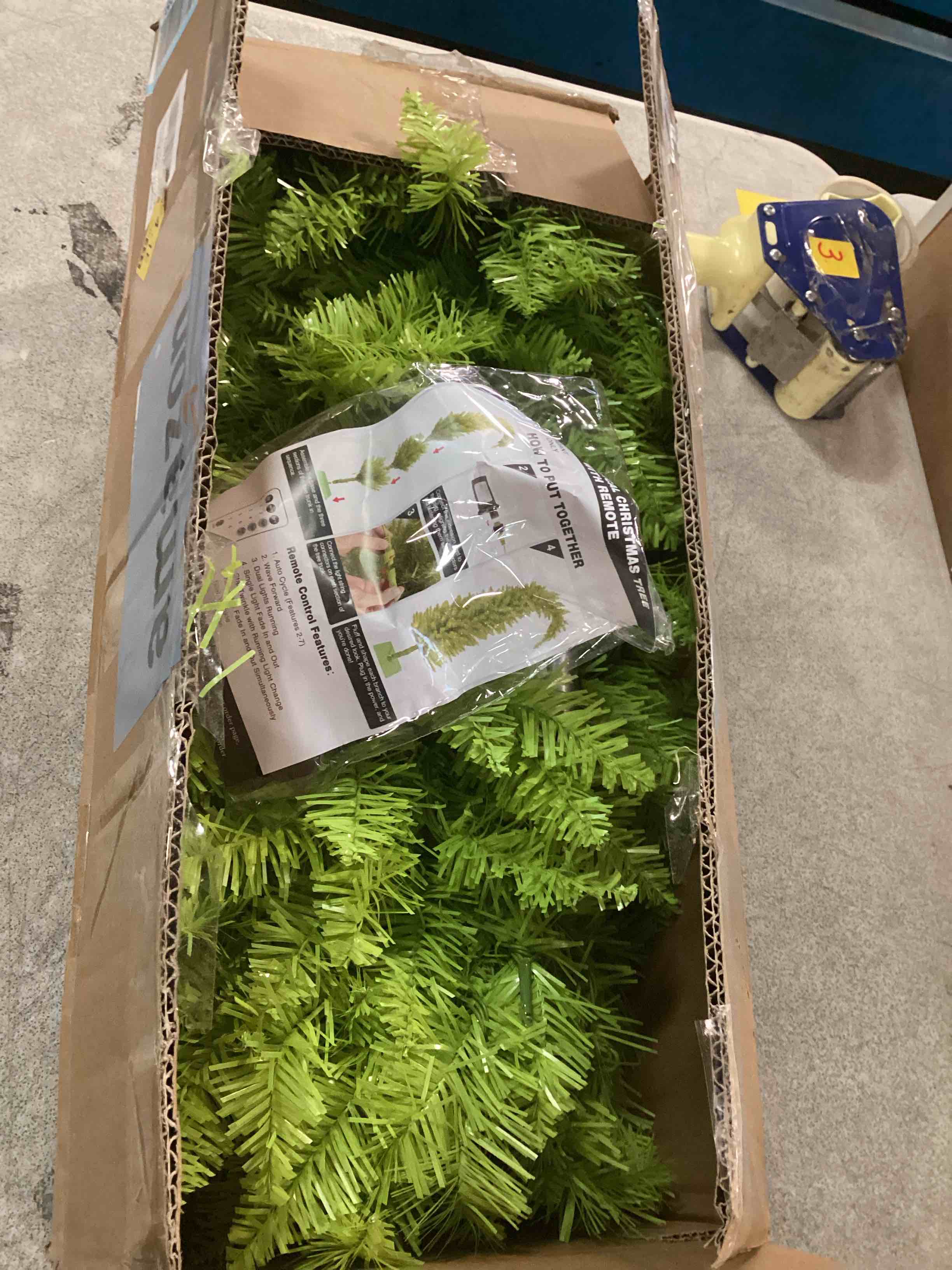 https://s3.amazonaws.com/lotting-images-prod/bidfta/TEA1523101_1736860118568.jpeg