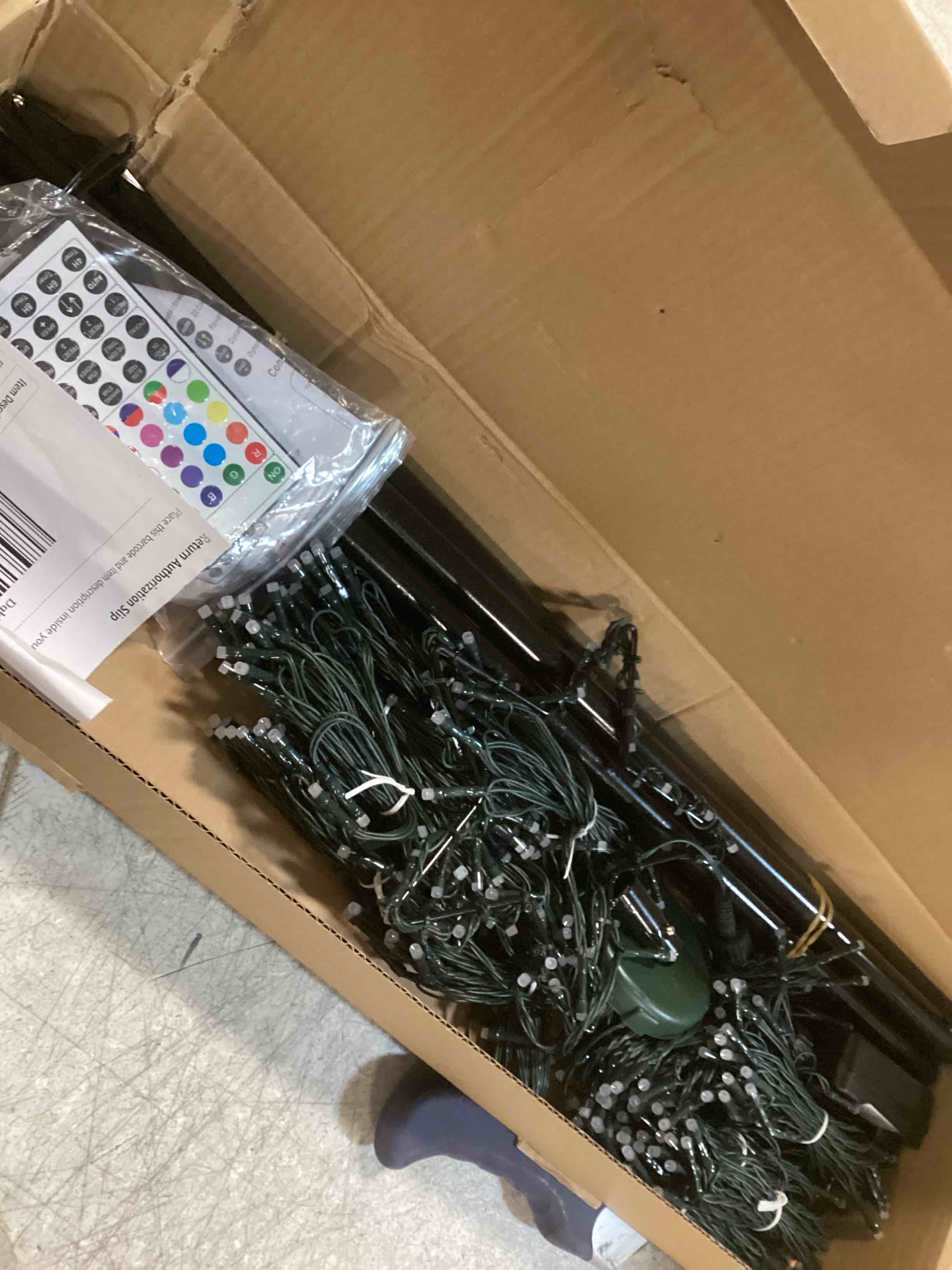 https://s3.amazonaws.com/lotting-images-prod/bidfta/TEA1523585_1737033865047.jpeg