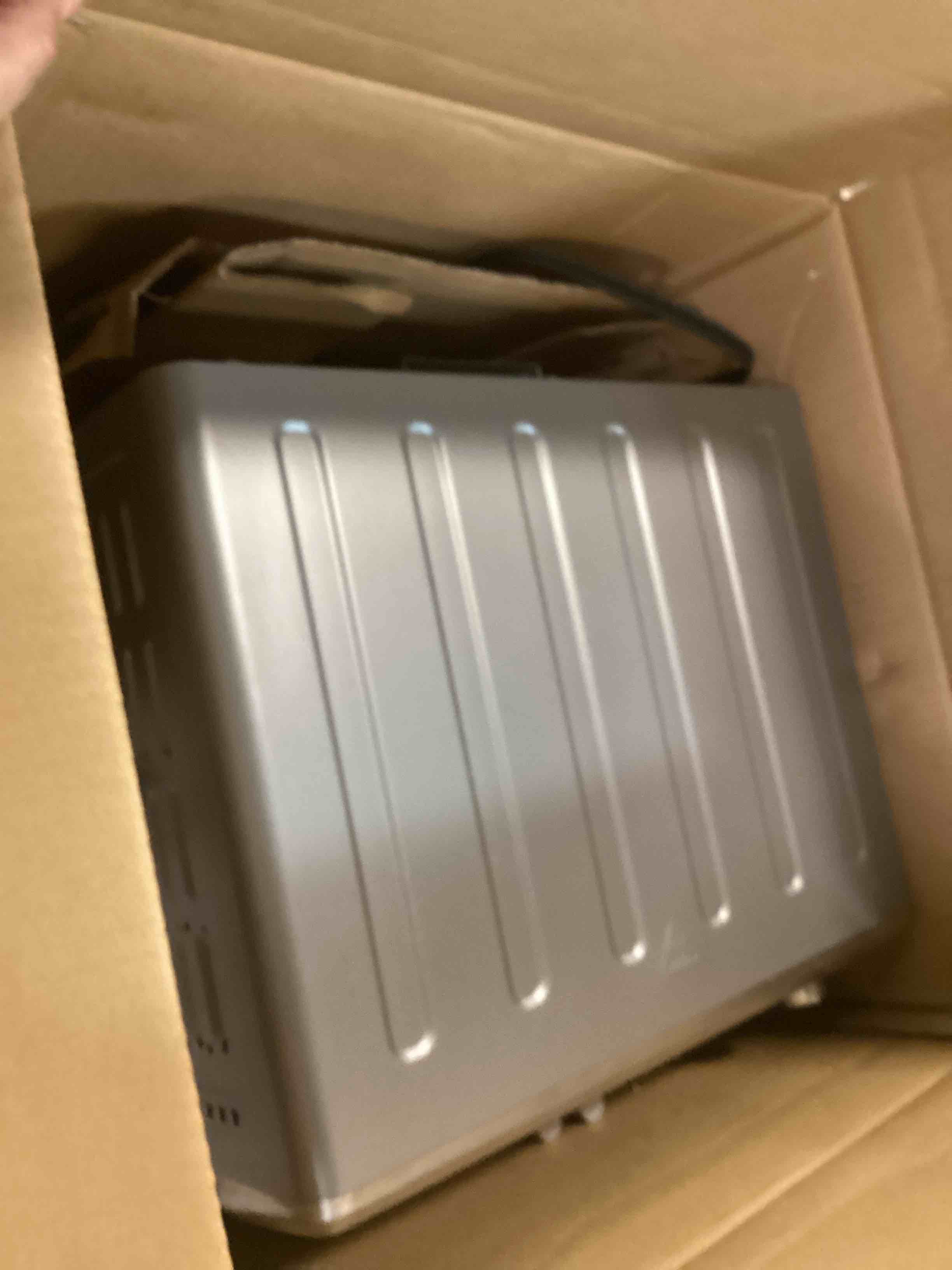 https://s3.amazonaws.com/lotting-images-prod/bidfta/TEA1523694_1737045838995.jpeg