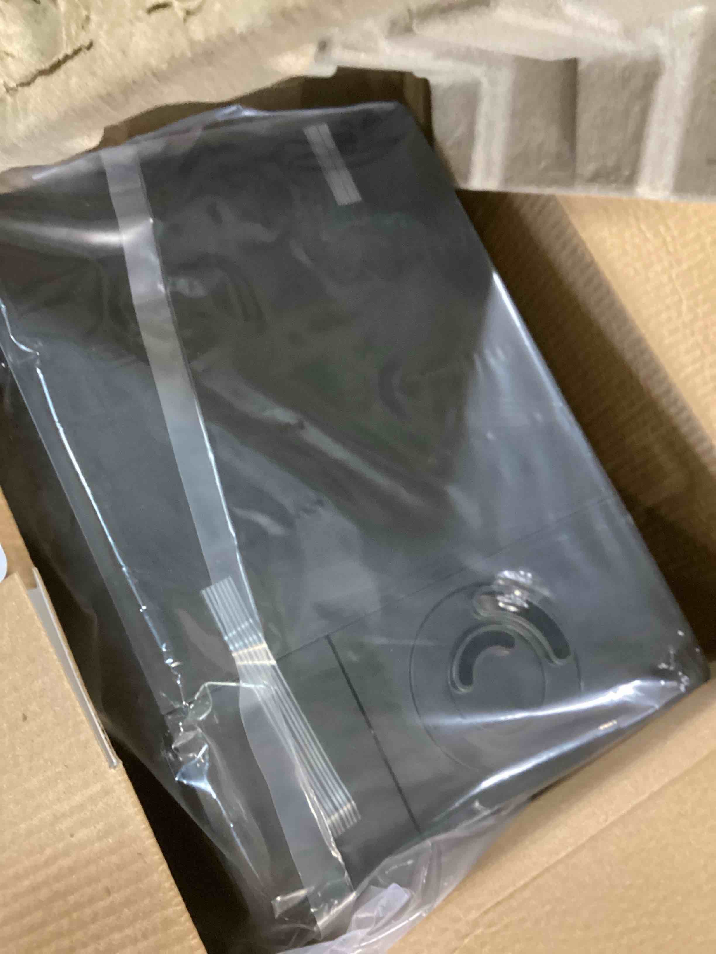 https://s3.amazonaws.com/lotting-images-prod/bidfta/TEA1523964_1737135032907.jpeg