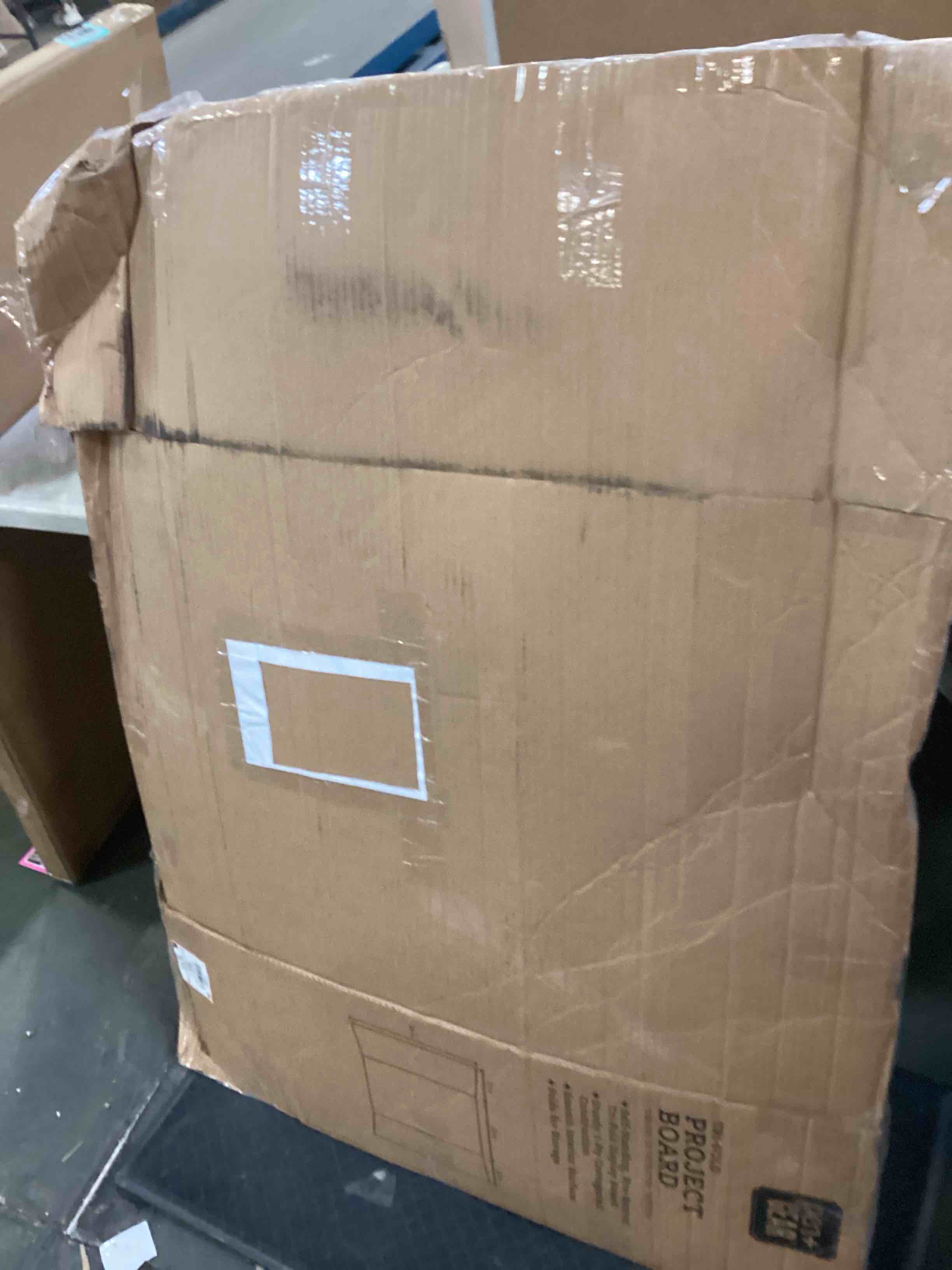 https://s3.amazonaws.com/lotting-images-prod/bidfta/TEA1524675_1737487478061.jpeg
