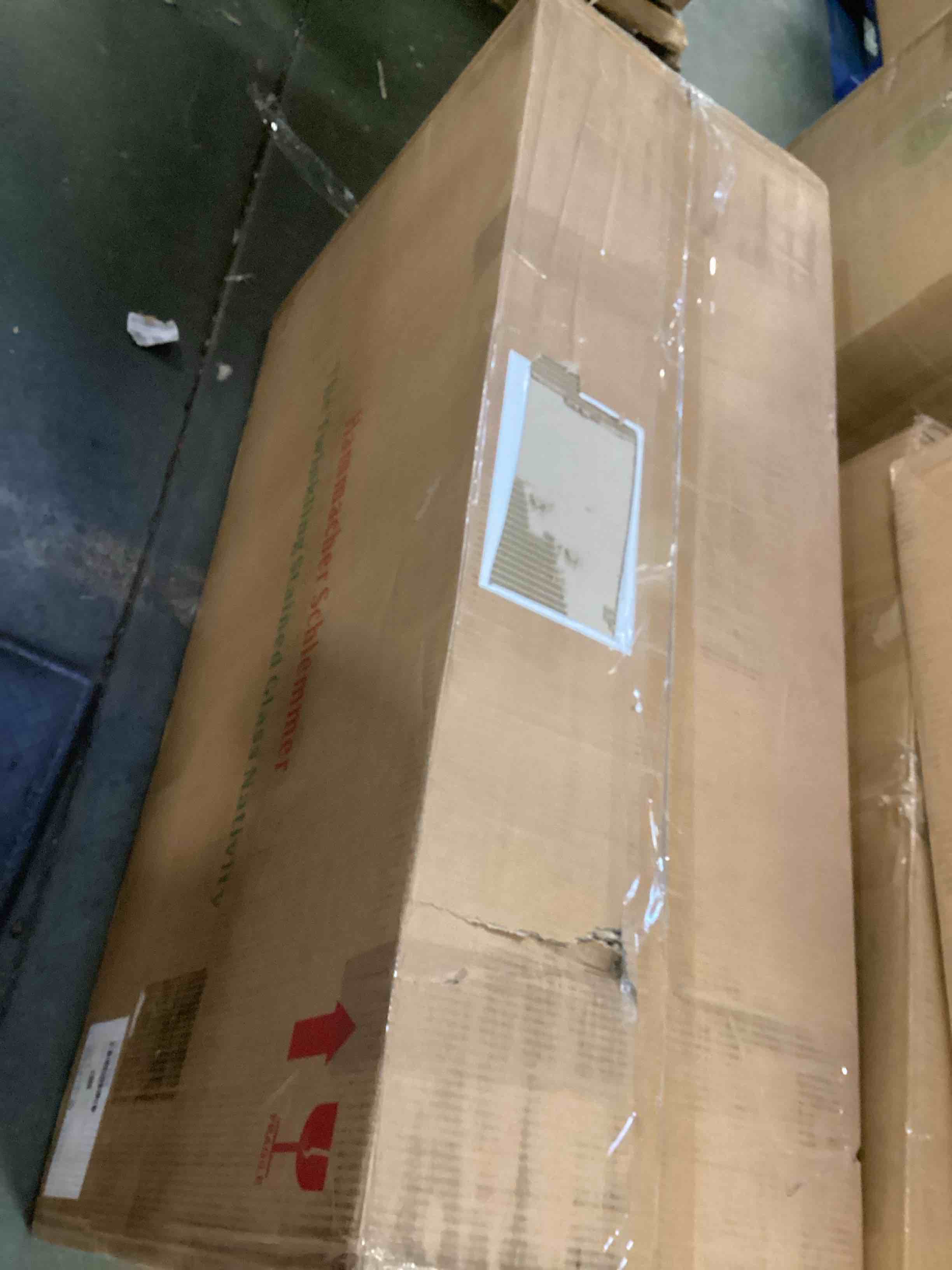 https://s3.amazonaws.com/lotting-images-prod/bidfta/TEA1524693_1737492527939.jpeg