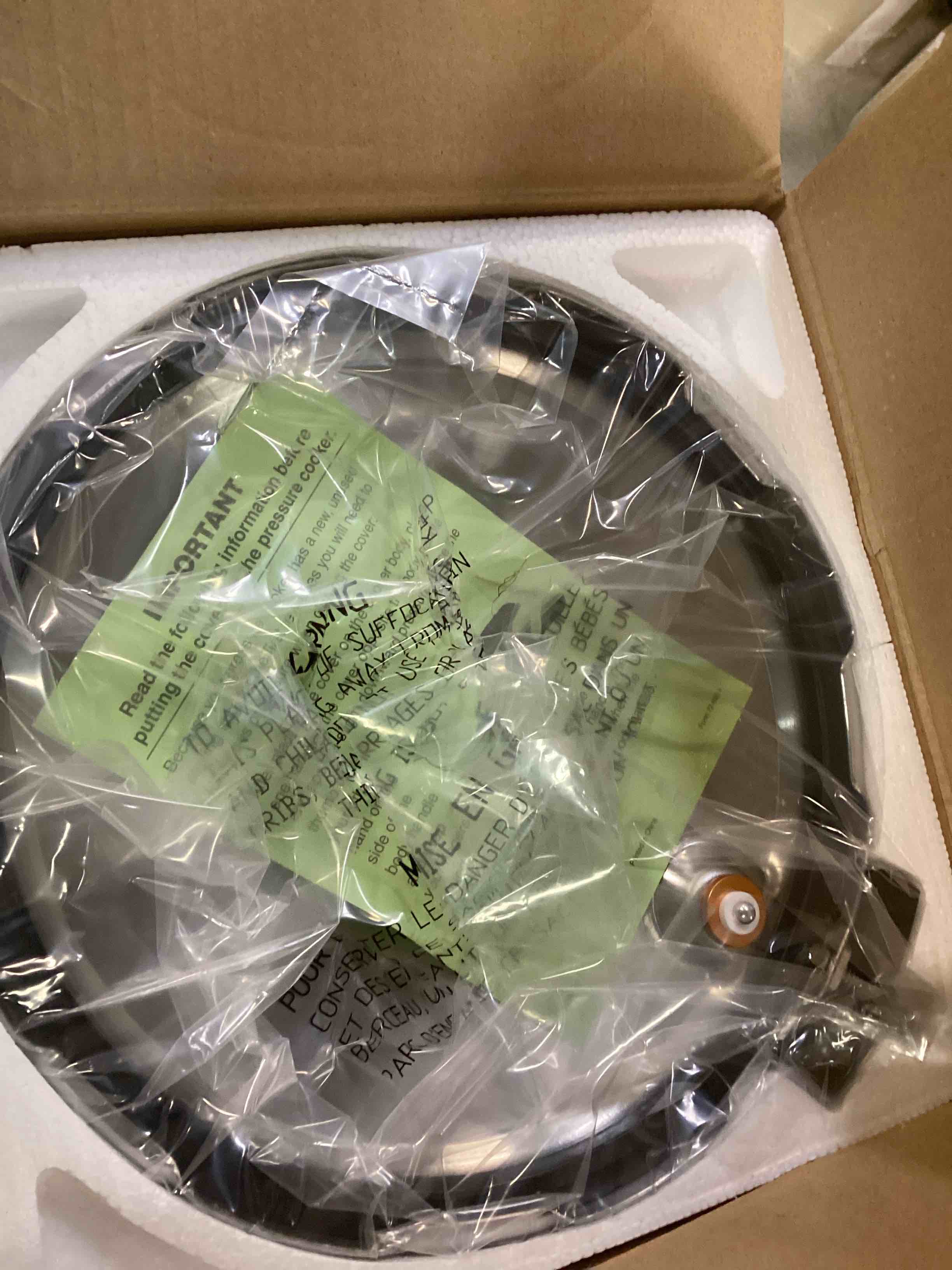 https://s3.amazonaws.com/lotting-images-prod/bidfta/TEA1524753_1737557200047.jpeg