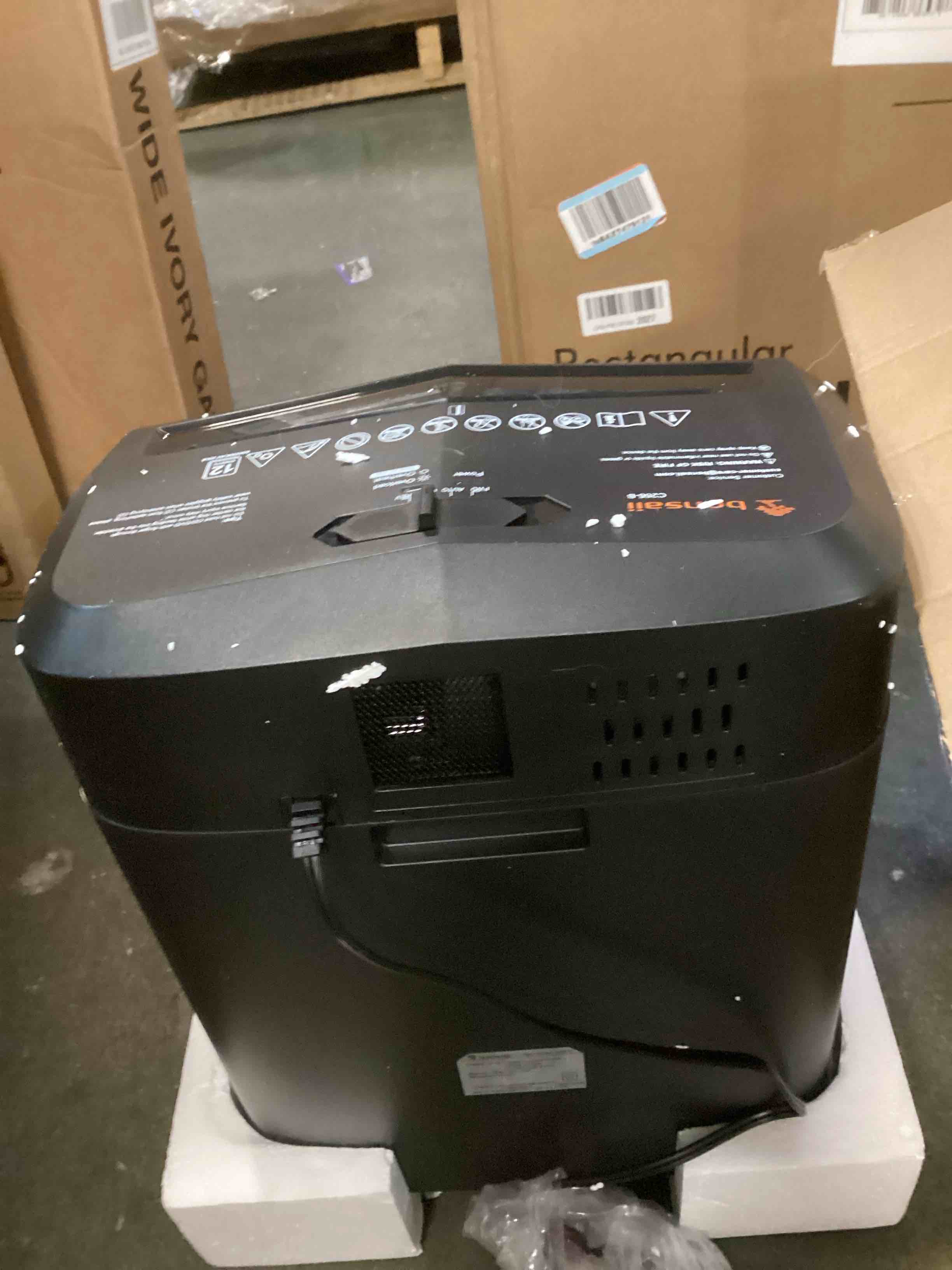 https://s3.amazonaws.com/lotting-images-prod/bidfta/TEA1525914_1735849416055.jpeg