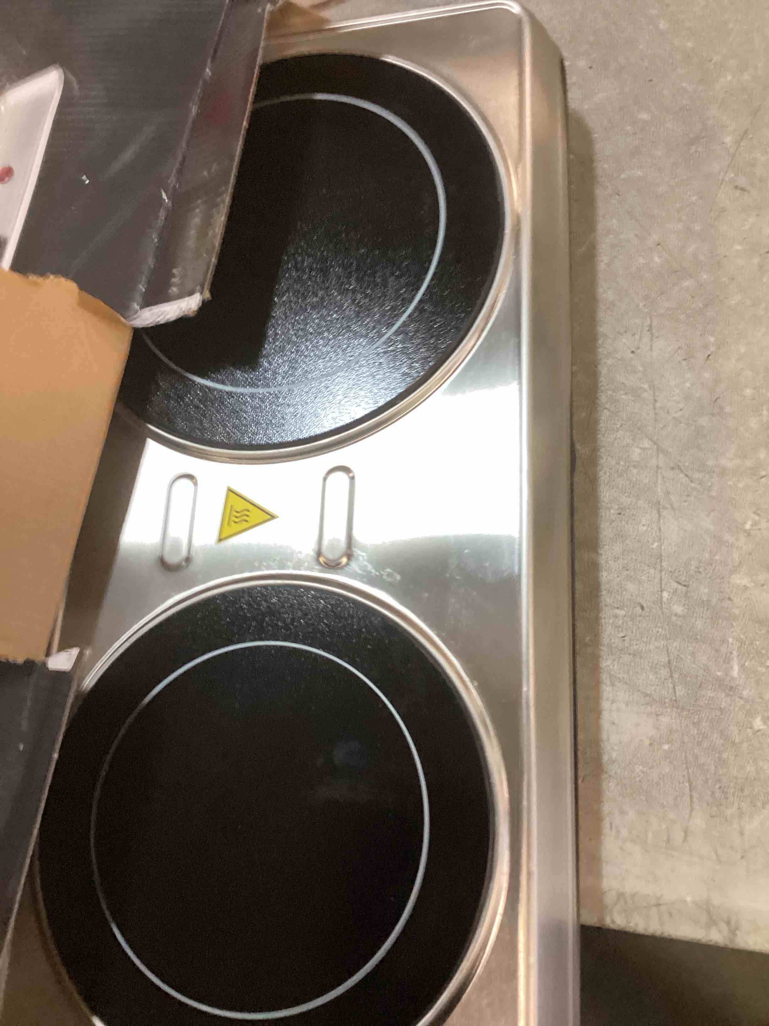 https://s3.amazonaws.com/lotting-images-prod/bidfta/TEA1526490_1736345942002.jpeg