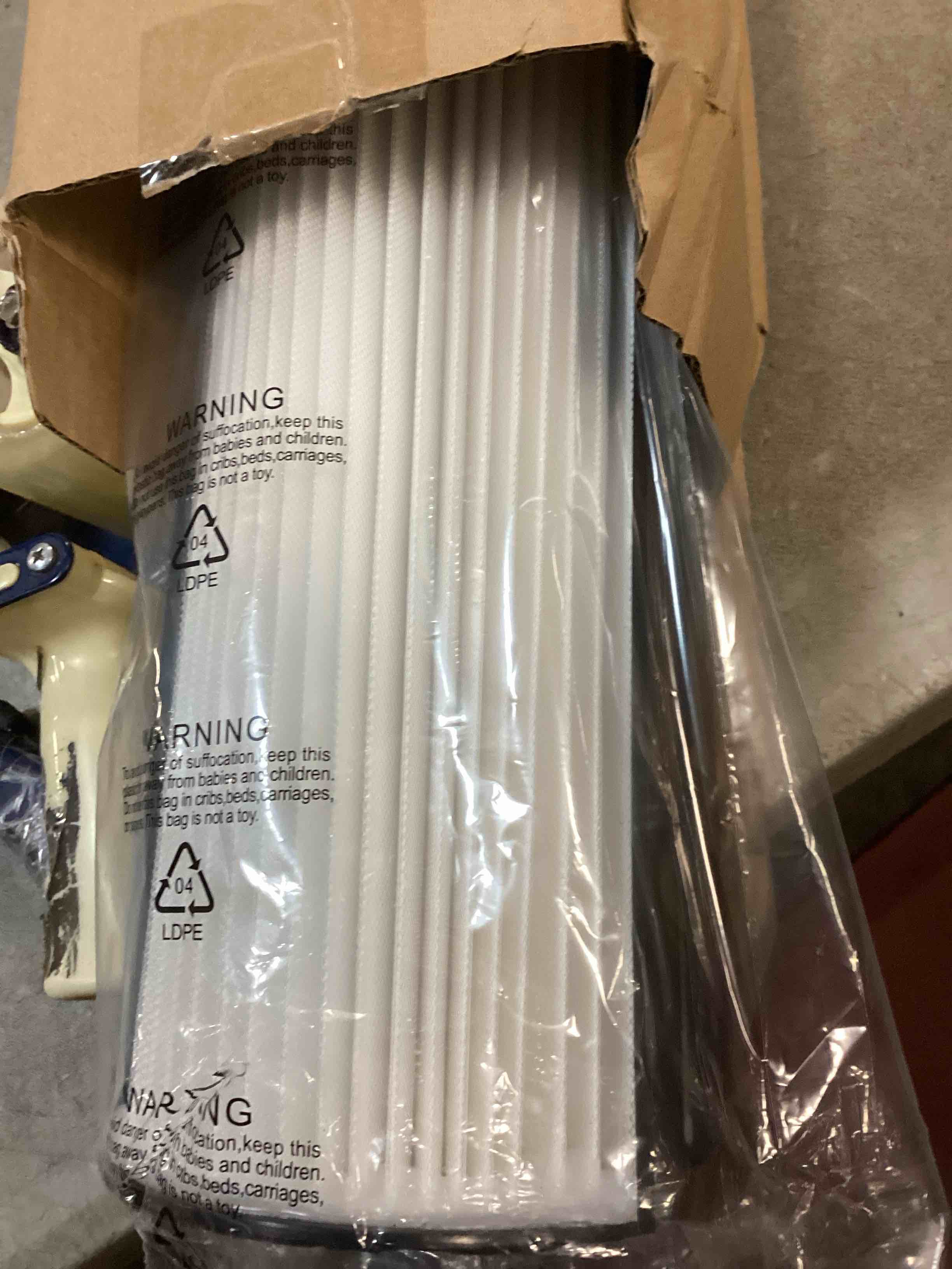 https://s3.amazonaws.com/lotting-images-prod/bidfta/TEA1526980_1736597976218.jpeg
