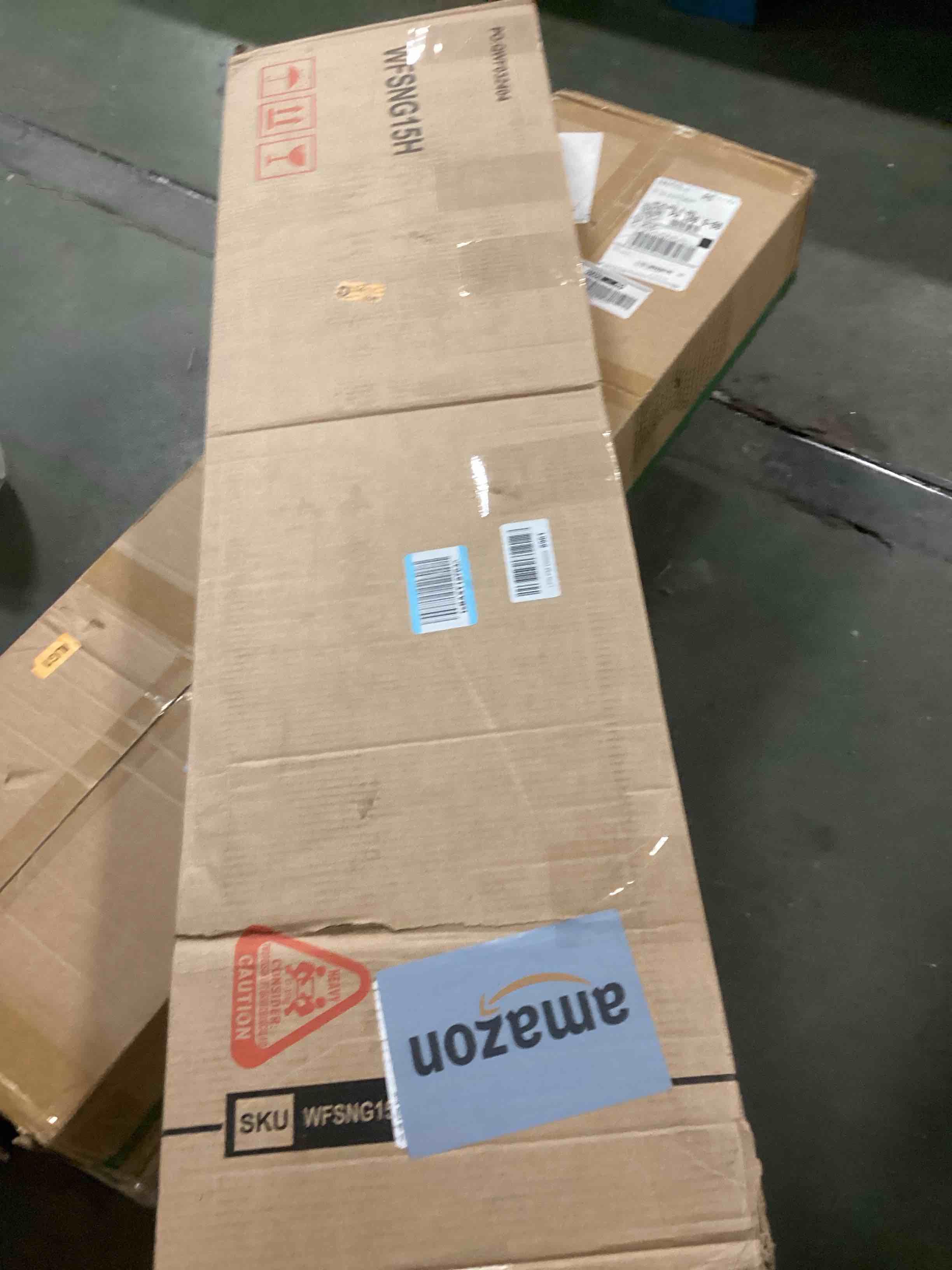 https://s3.amazonaws.com/lotting-images-prod/bidfta/TEA1527095_1736771102875.jpeg