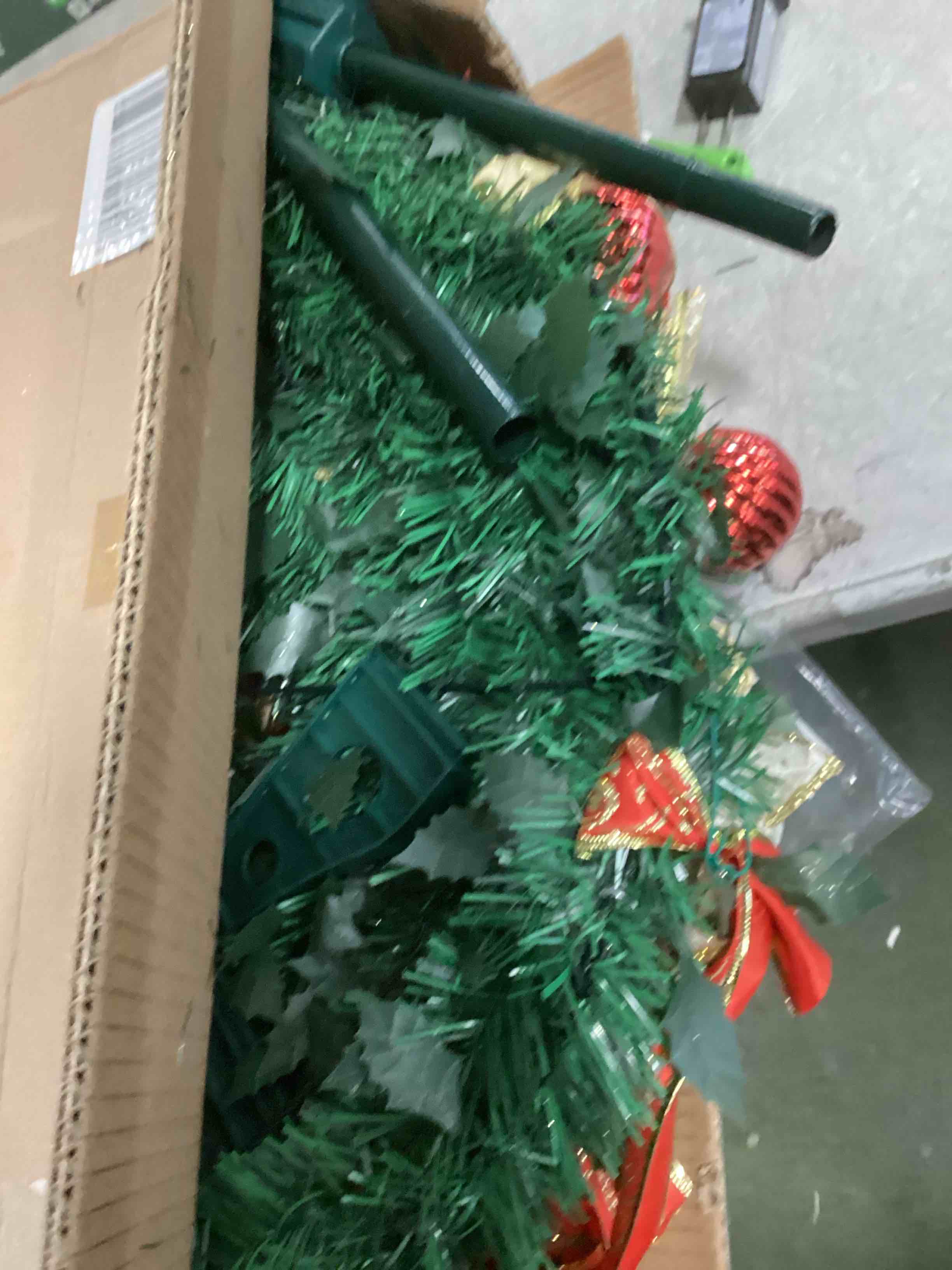https://s3.amazonaws.com/lotting-images-prod/bidfta/TEA1527308_1736862538522.jpeg