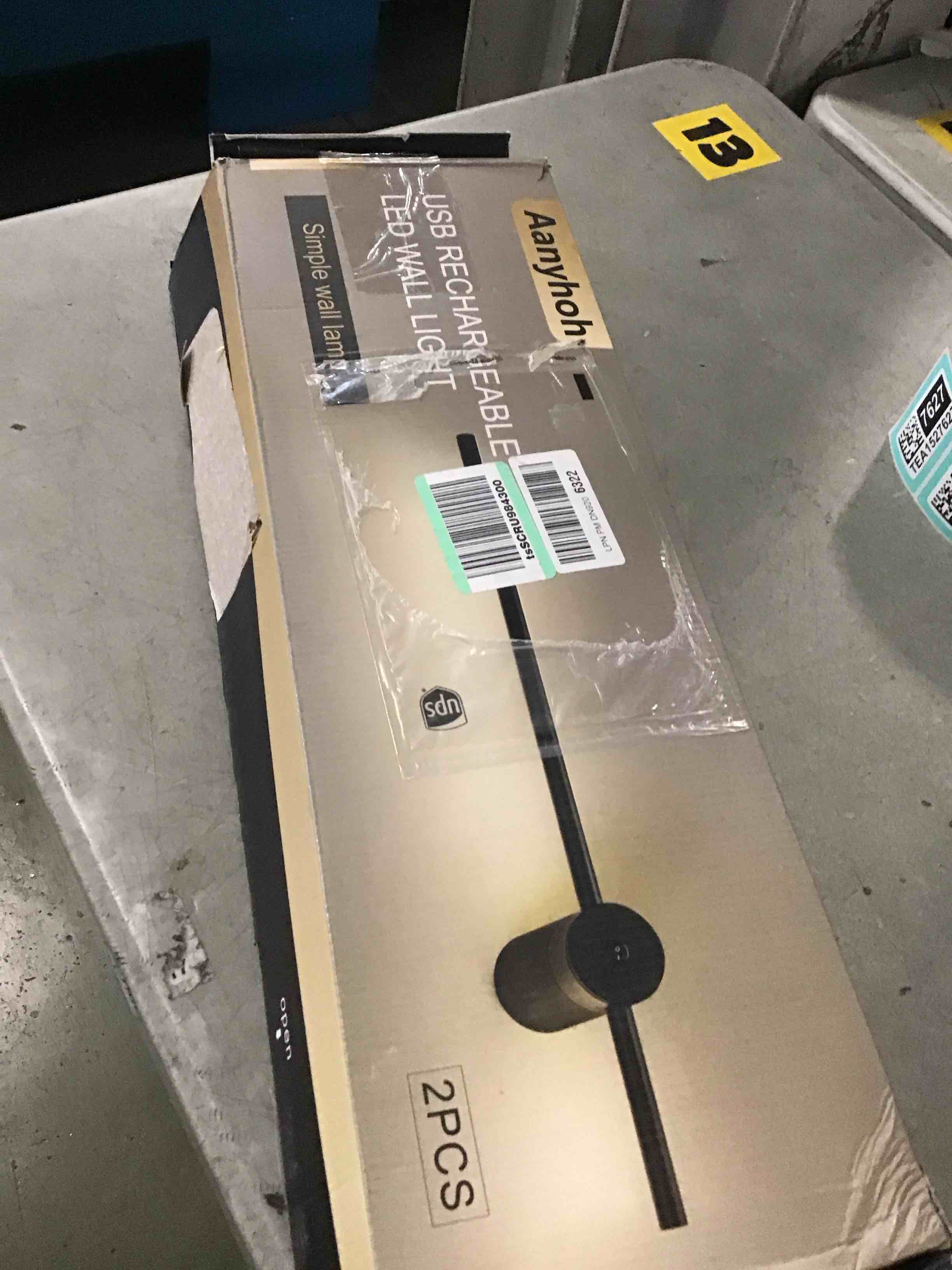 https://s3.amazonaws.com/lotting-images-prod/bidfta/TEA1527607_1736960234436.jpeg