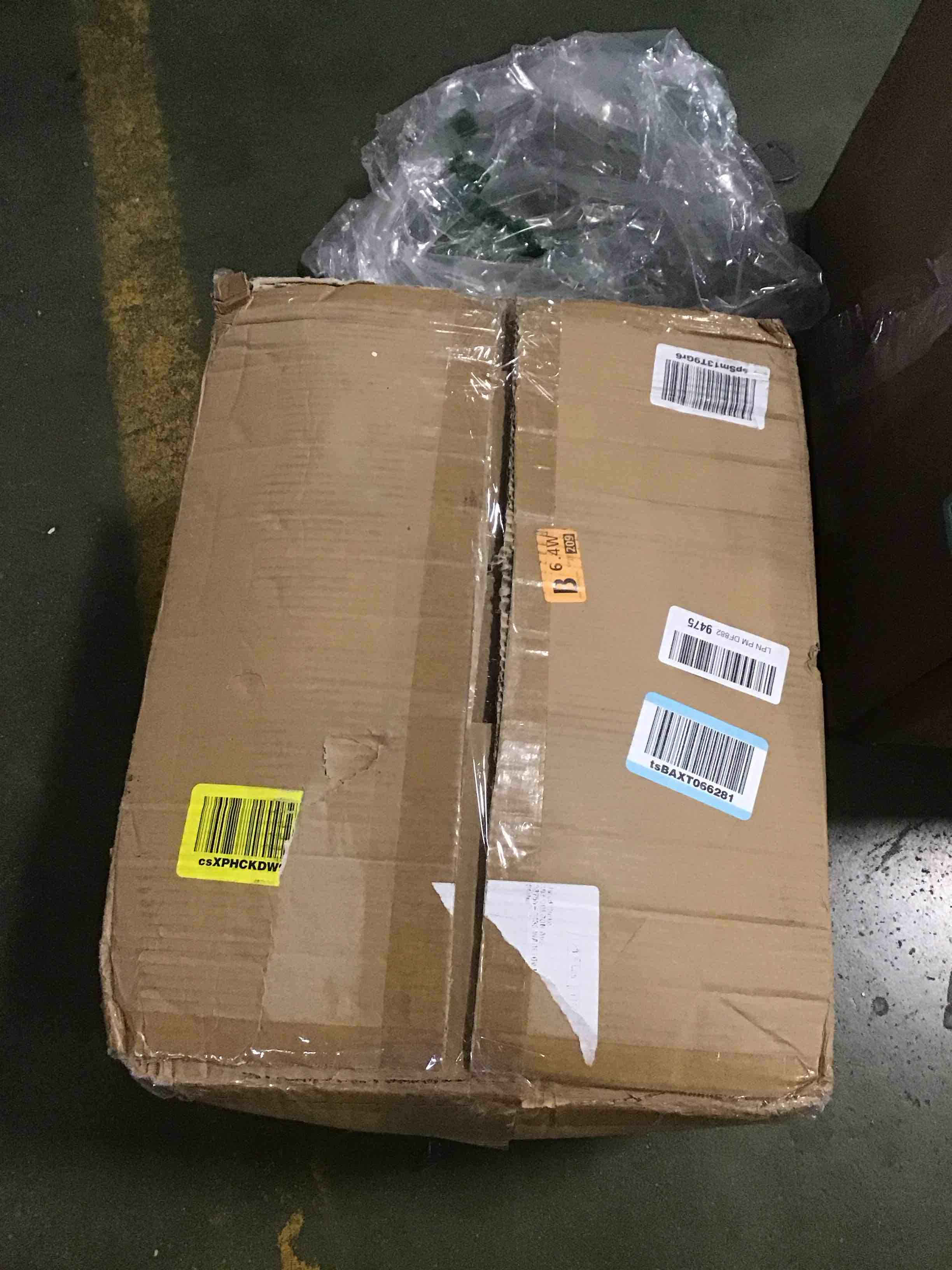 https://s3.amazonaws.com/lotting-images-prod/bidfta/TEA1527637_1736961455878.jpeg