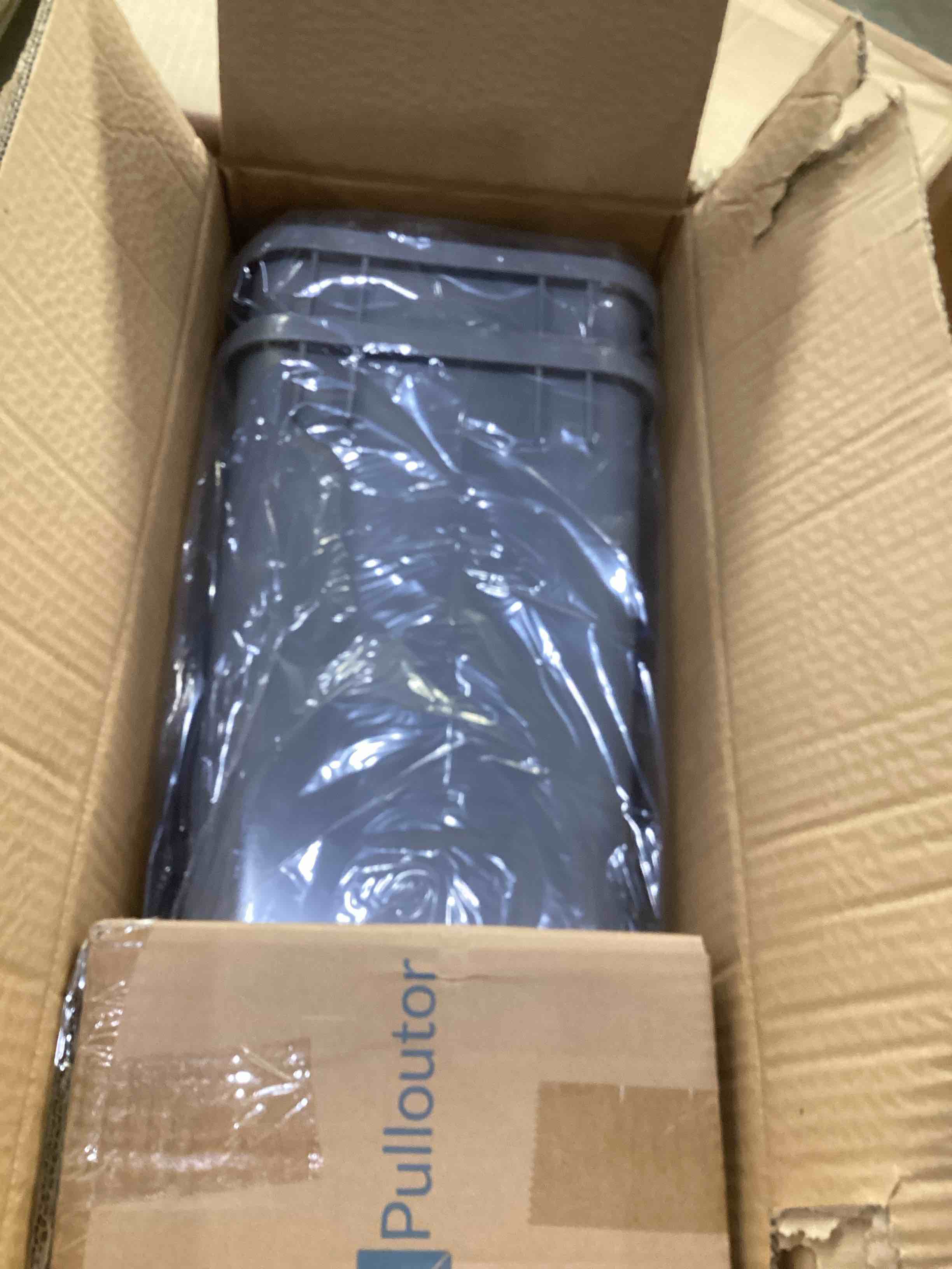 https://s3.amazonaws.com/lotting-images-prod/bidfta/TEA1543110_1749851996259.jpeg