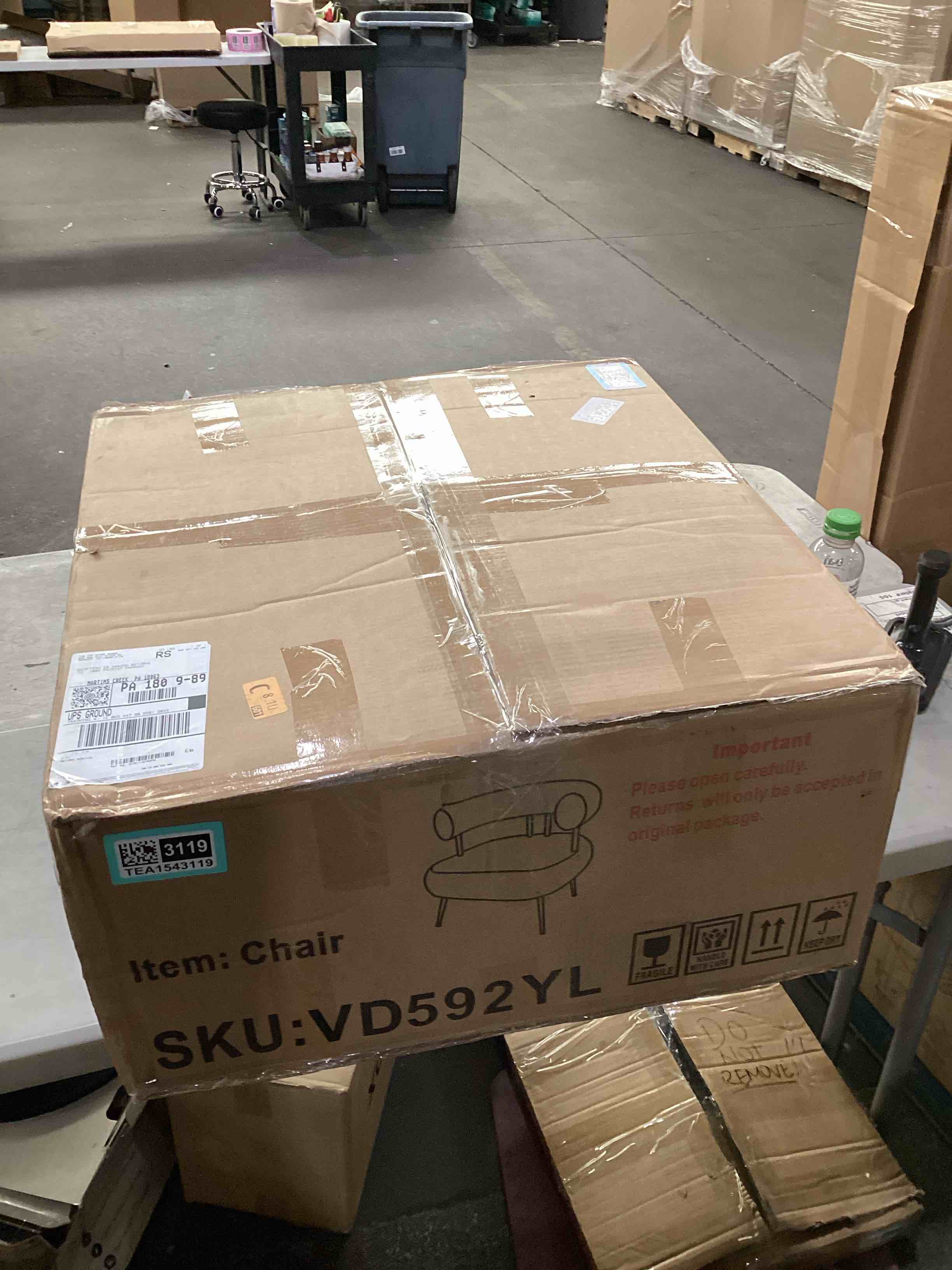 https://s3.amazonaws.com/lotting-images-prod/bidfta/TEA1543119_1749853044358.jpeg