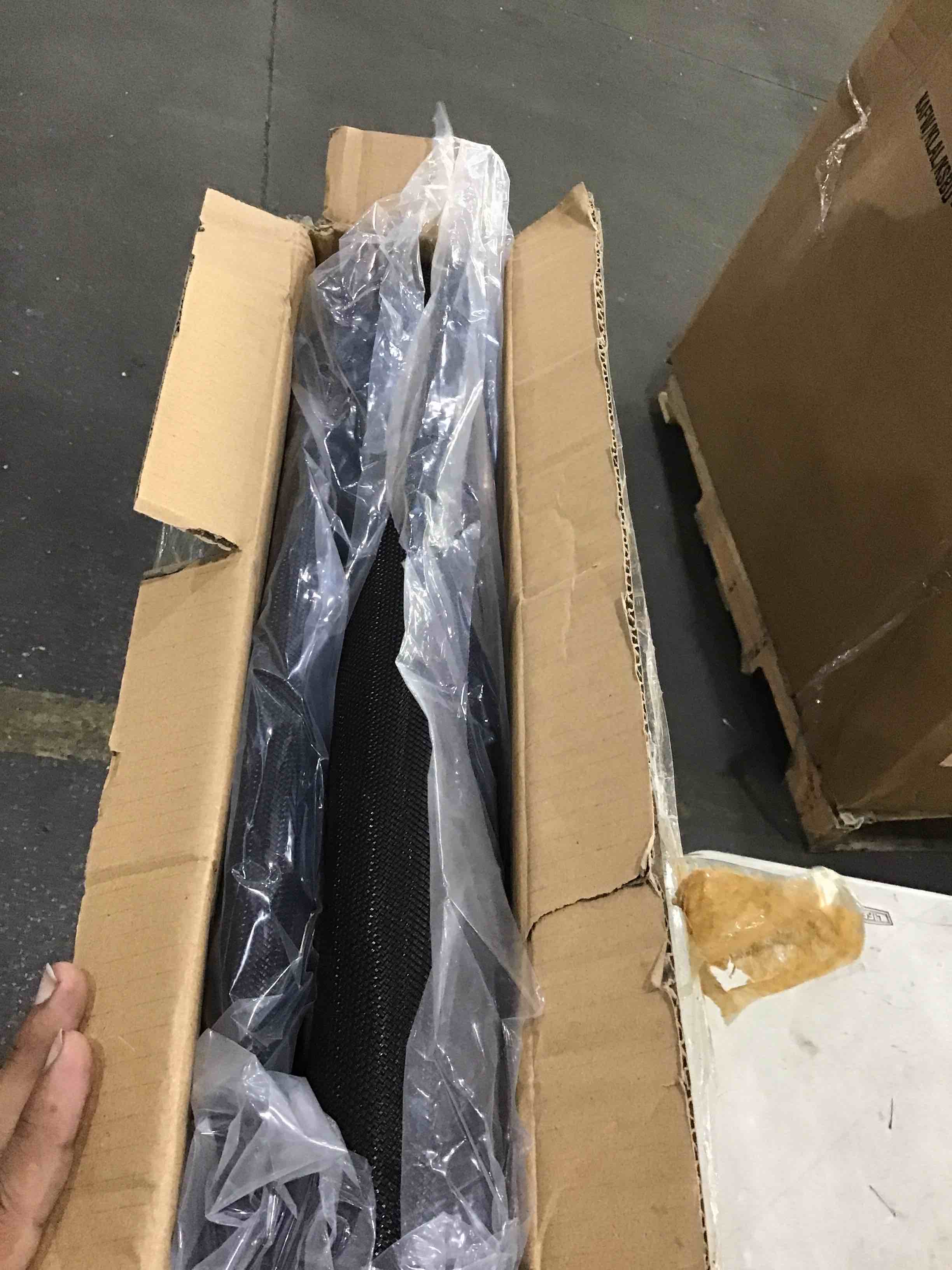https://s3.amazonaws.com/lotting-images-prod/bidfta/TEA1543420_1750184360781.jpeg