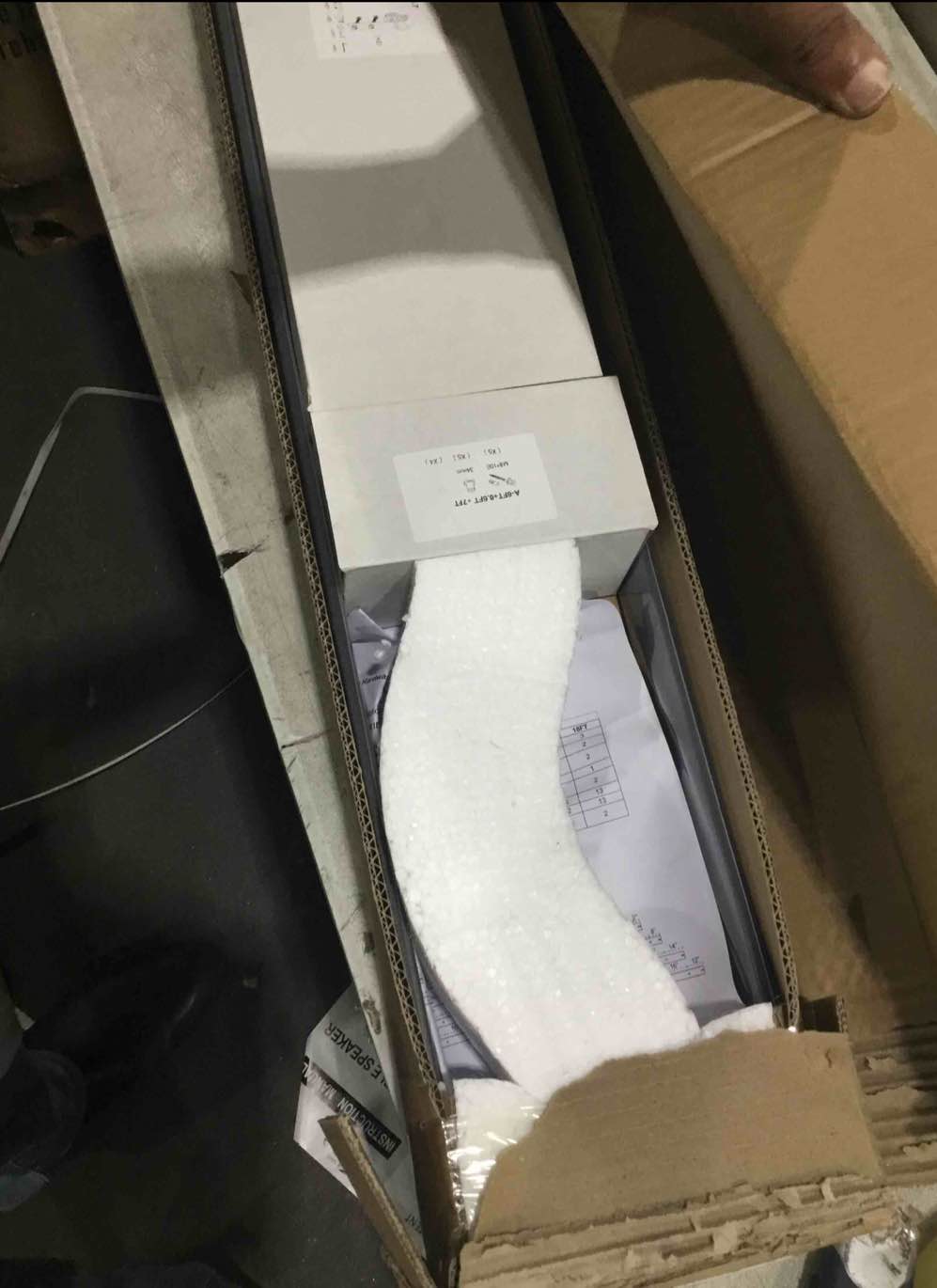 https://s3.amazonaws.com/lotting-images-prod/bidfta/TEA1543735_1750356721574.jpeg