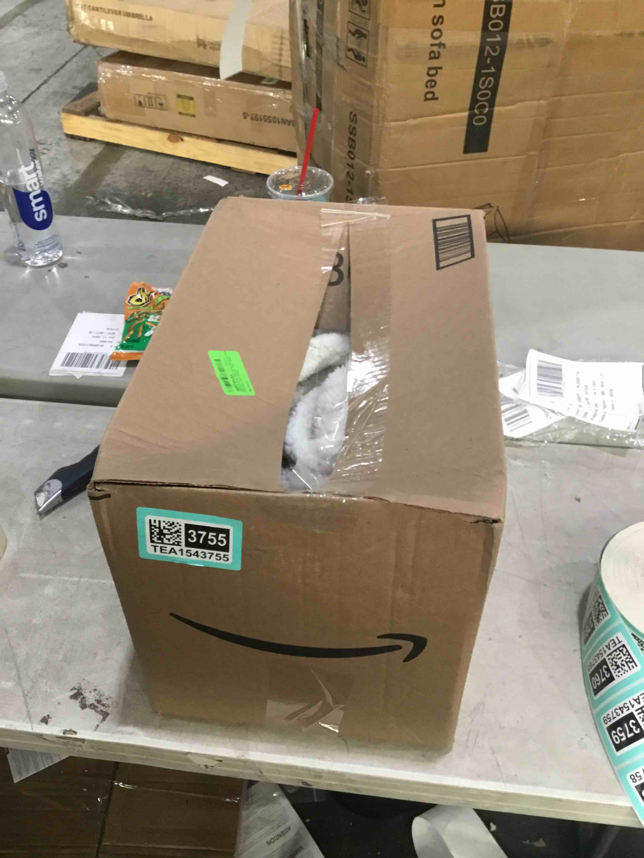 https://s3.amazonaws.com/lotting-images-prod/bidfta/TEA1543755_1750362404840.jpeg