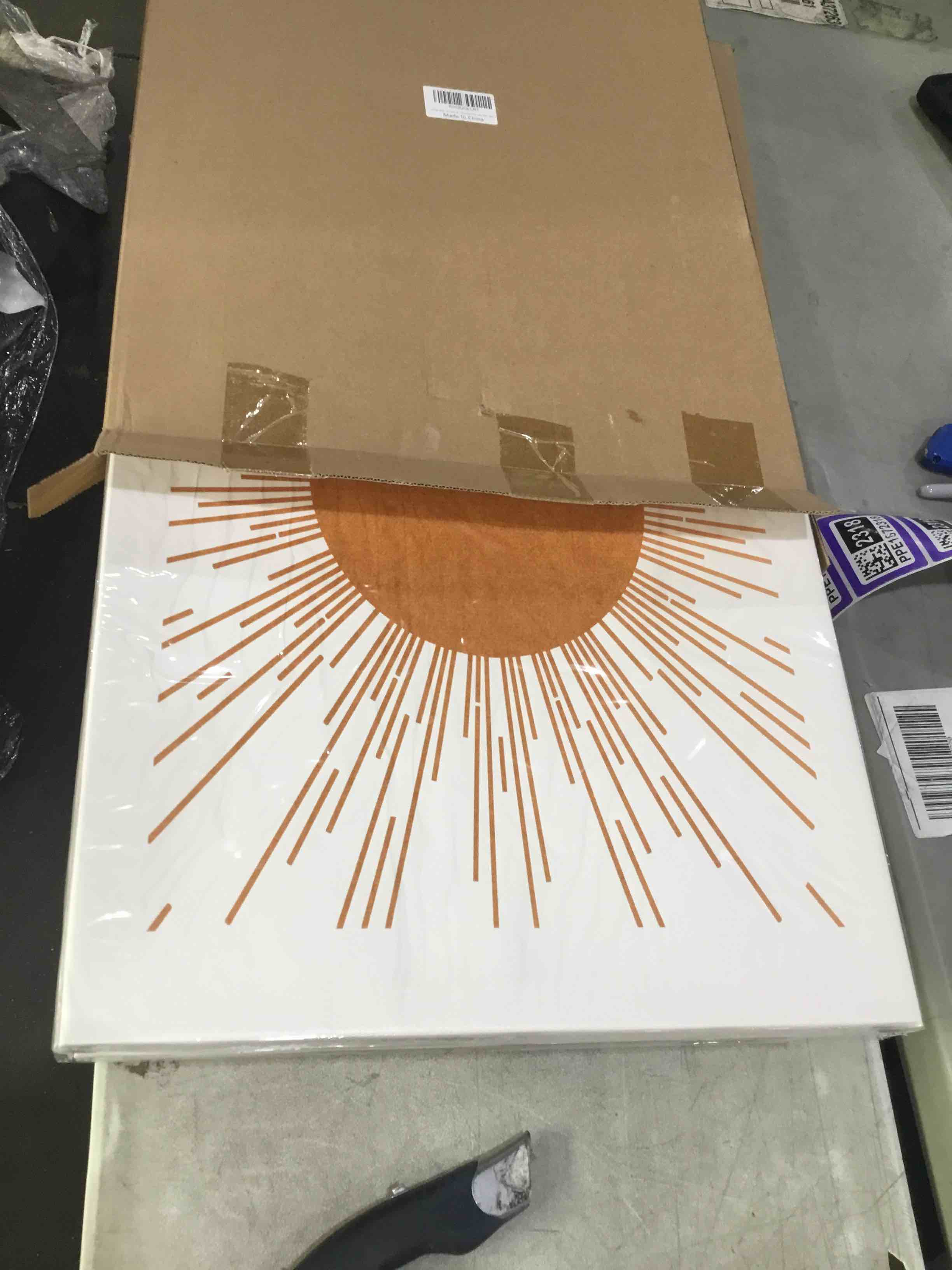 https://s3.amazonaws.com/lotting-images-prod/bidfta/TEA1543802_1750365809962.jpeg