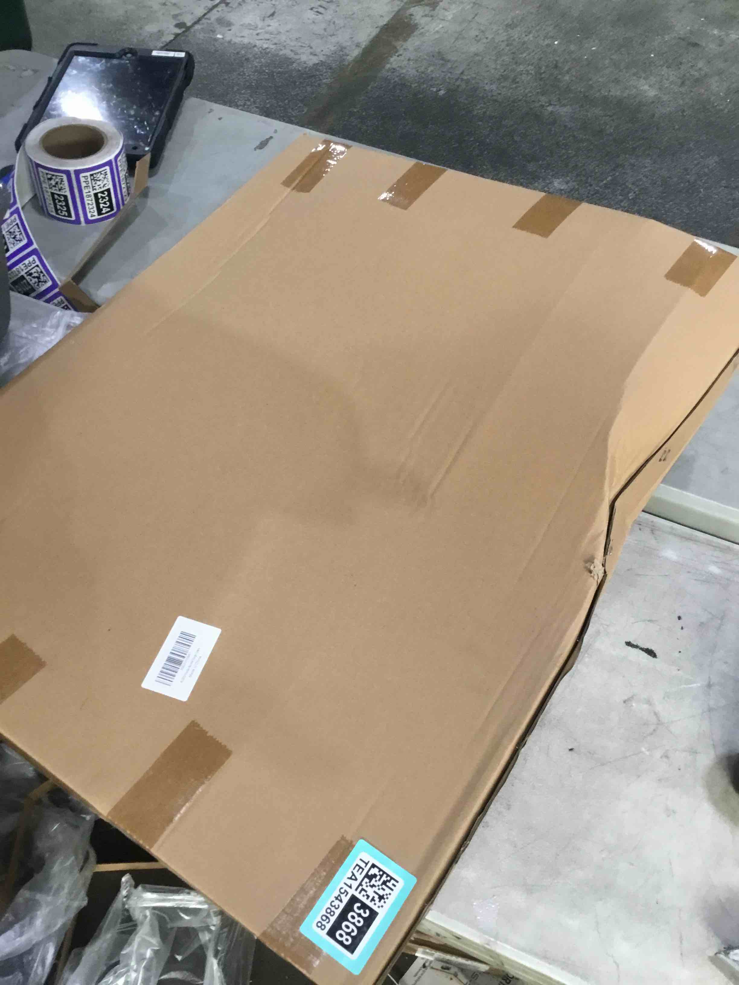 https://s3.amazonaws.com/lotting-images-prod/bidfta/TEA1543868_1750373237031.jpeg