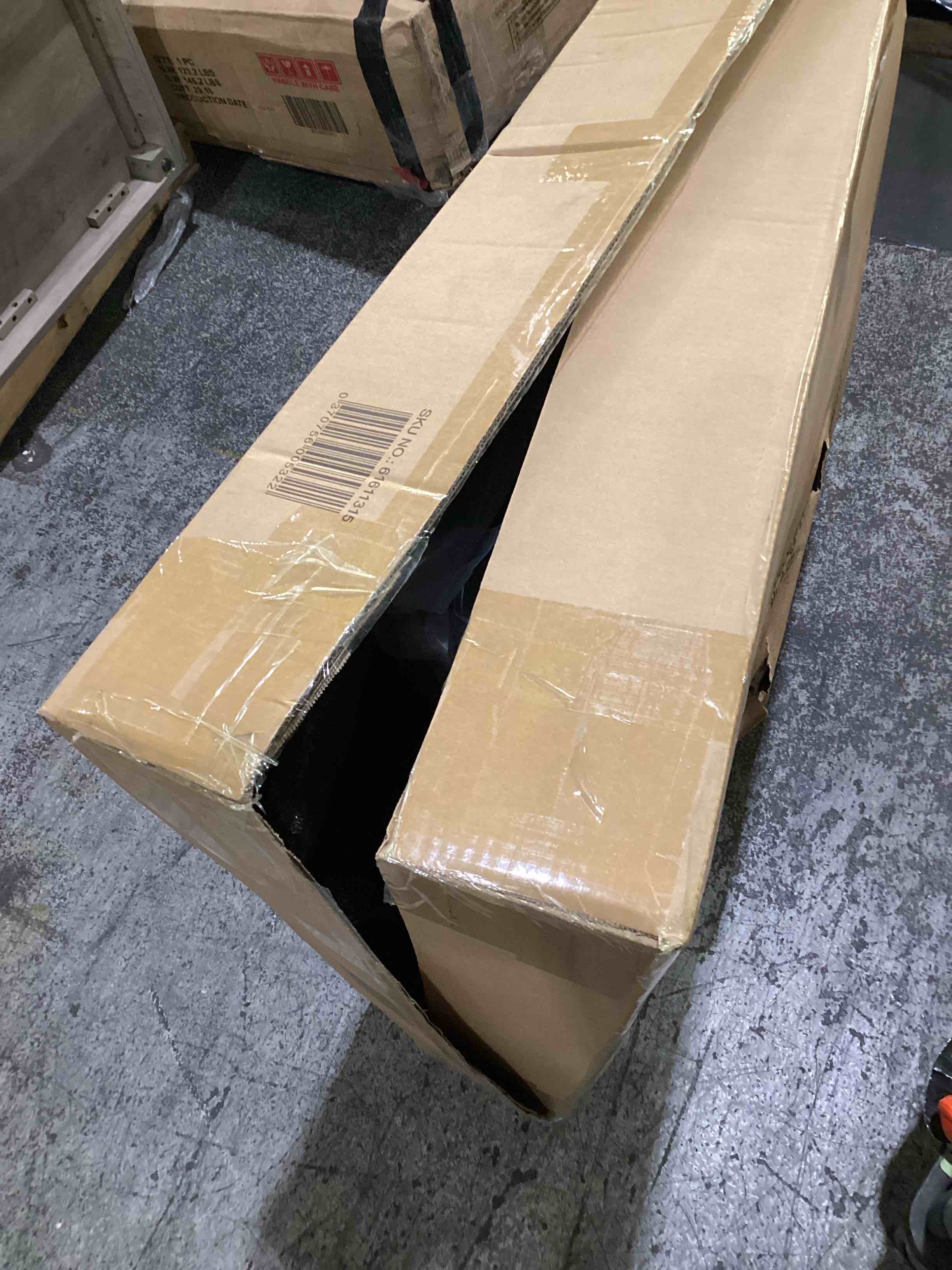 https://s3.amazonaws.com/lotting-images-prod/bidfta/TEA1544152_1751480633957.jpeg