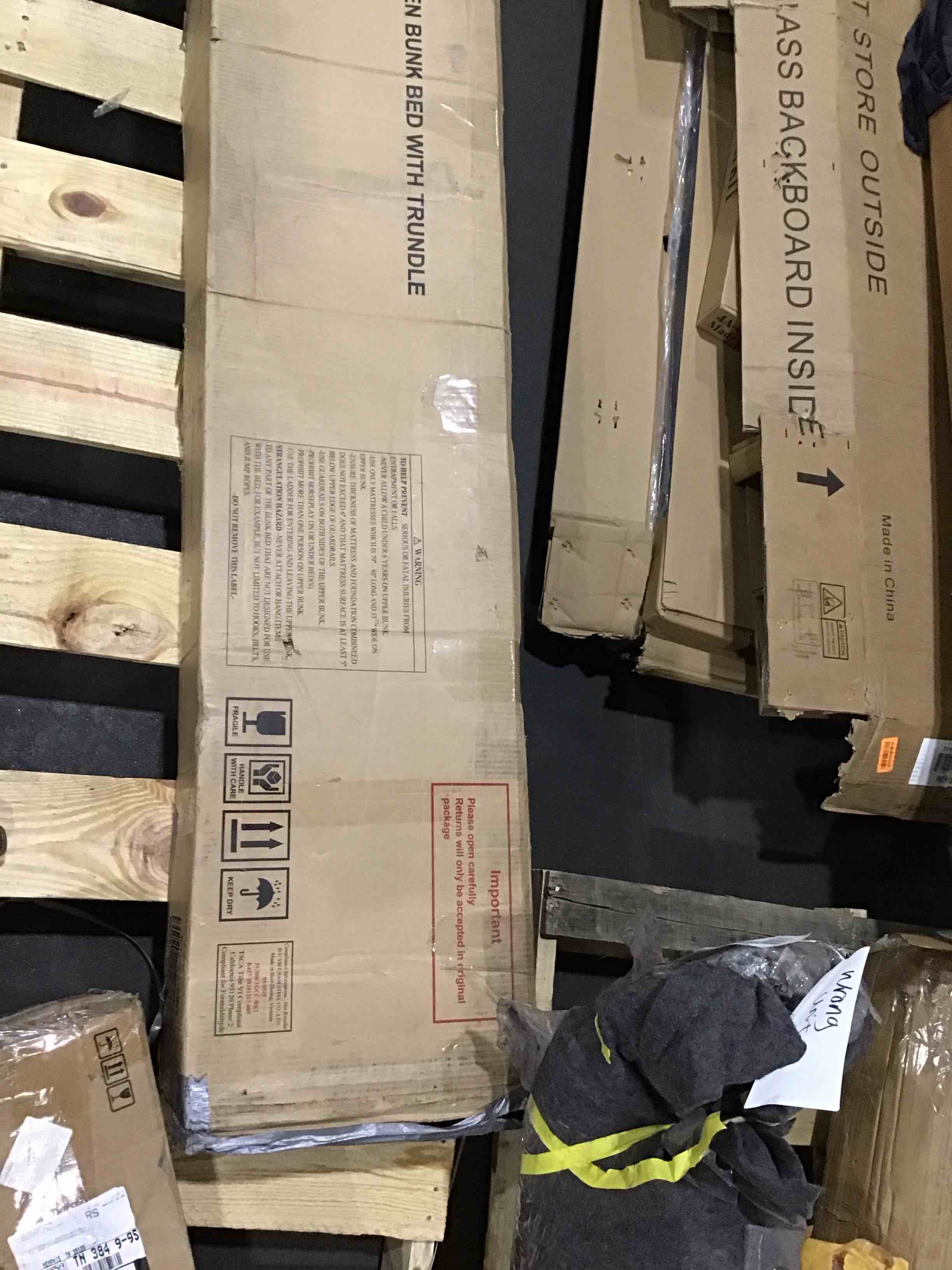 https://s3.amazonaws.com/lotting-images-prod/bidfta/TEA1544244_1751990624808.jpeg
