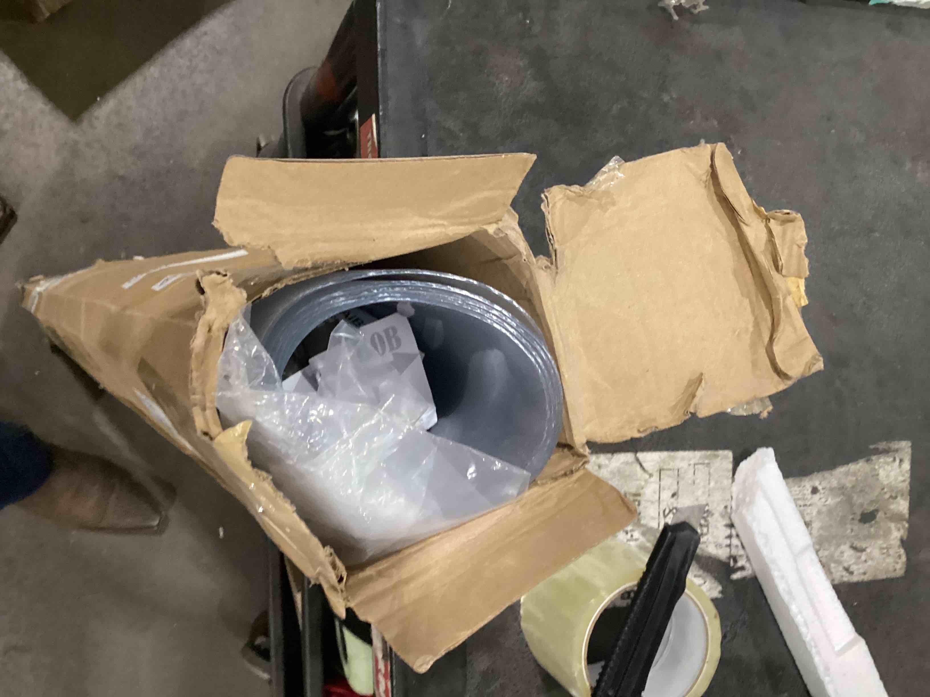 https://s3.amazonaws.com/lotting-images-prod/bidfta/TEA1545933_1756401970792.jpeg