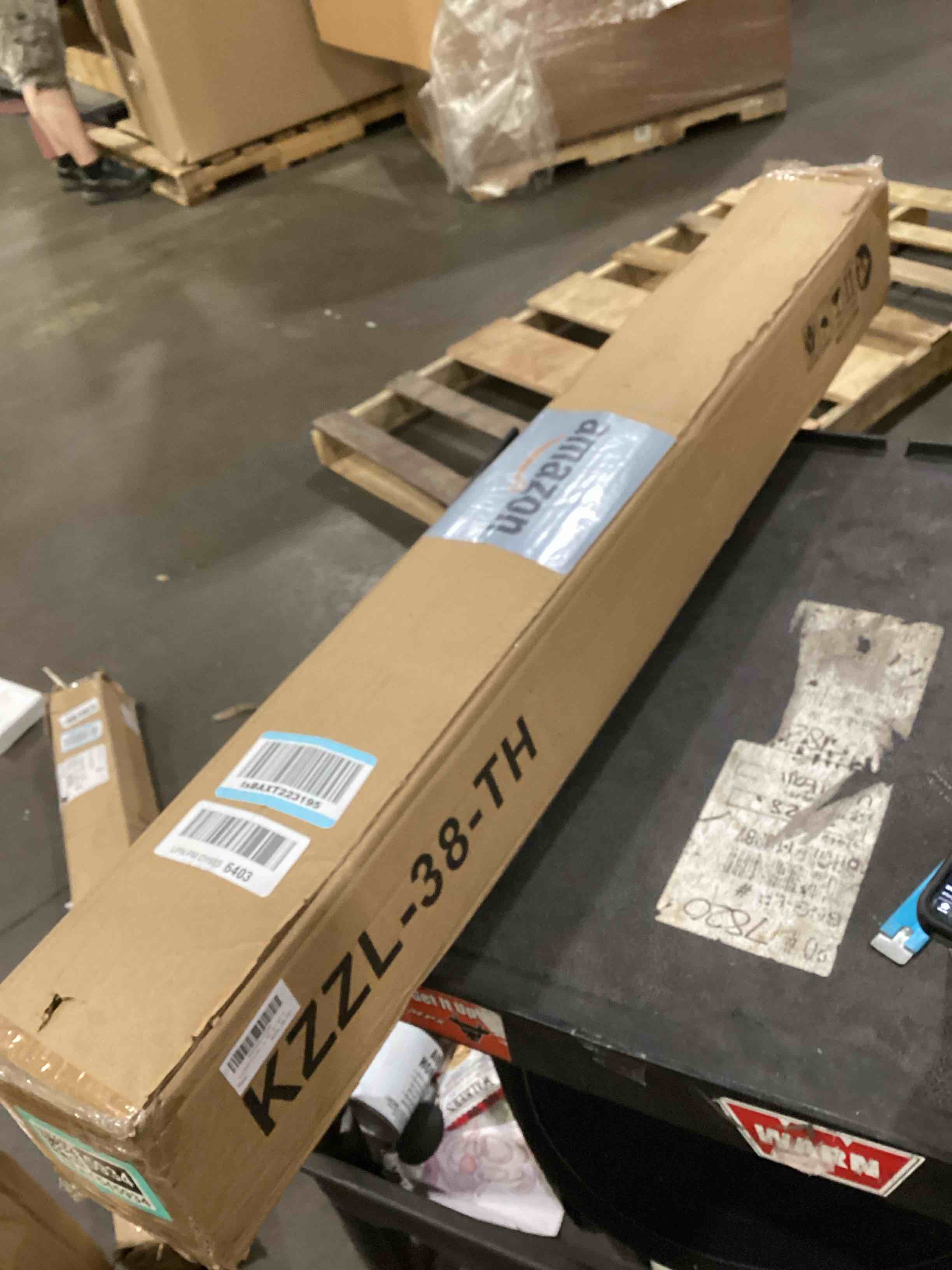 https://s3.amazonaws.com/lotting-images-prod/bidfta/TEA1545934_1756402066320.jpeg