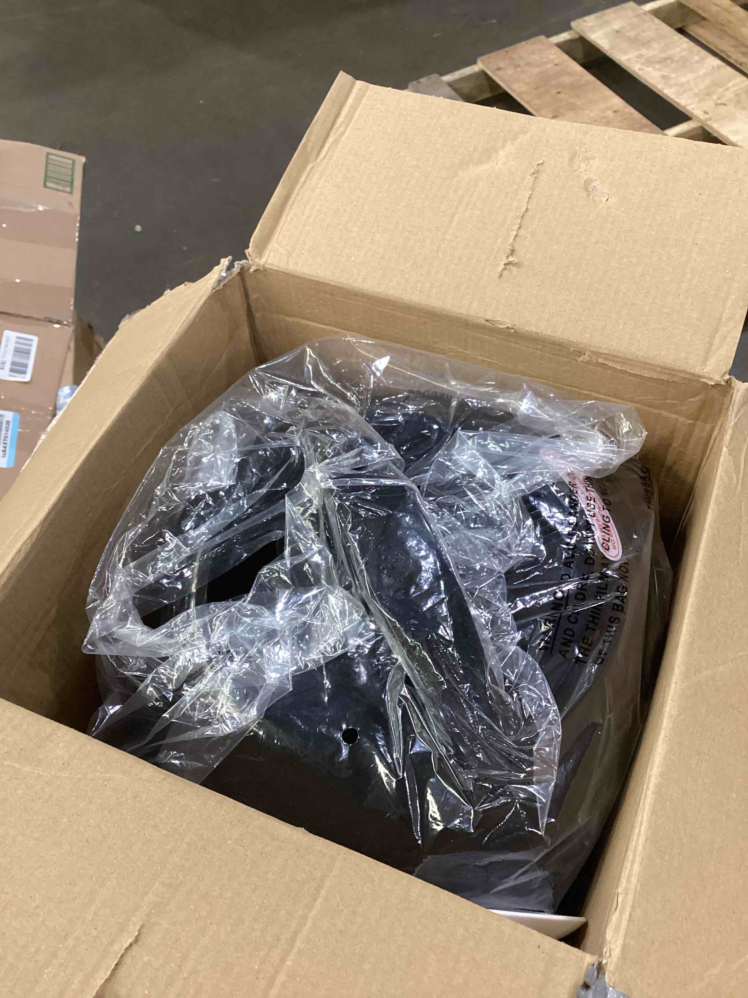 https://s3.amazonaws.com/lotting-images-prod/bidfta/TEA1545946_1756406158503.jpeg