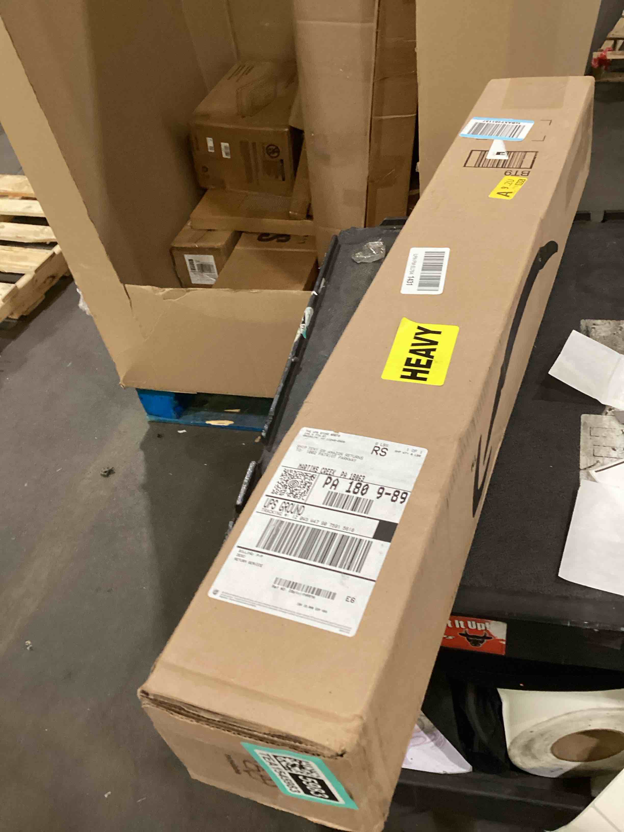 https://s3.amazonaws.com/lotting-images-prod/bidfta/TEA1545983_1756418763072.jpeg