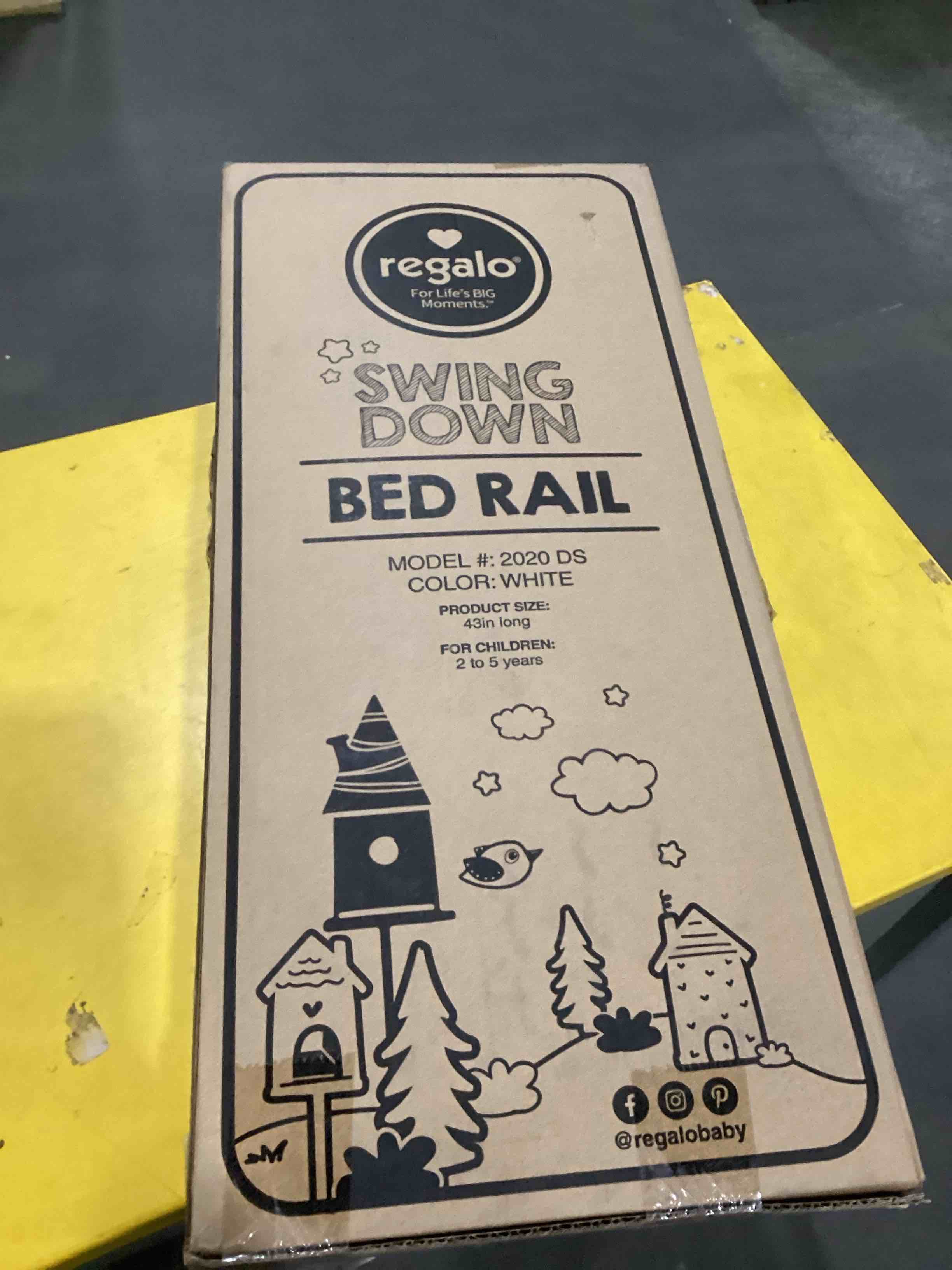 Regalo Swing Down Bed Rail Guard, with Reinforced Anchor Safety System