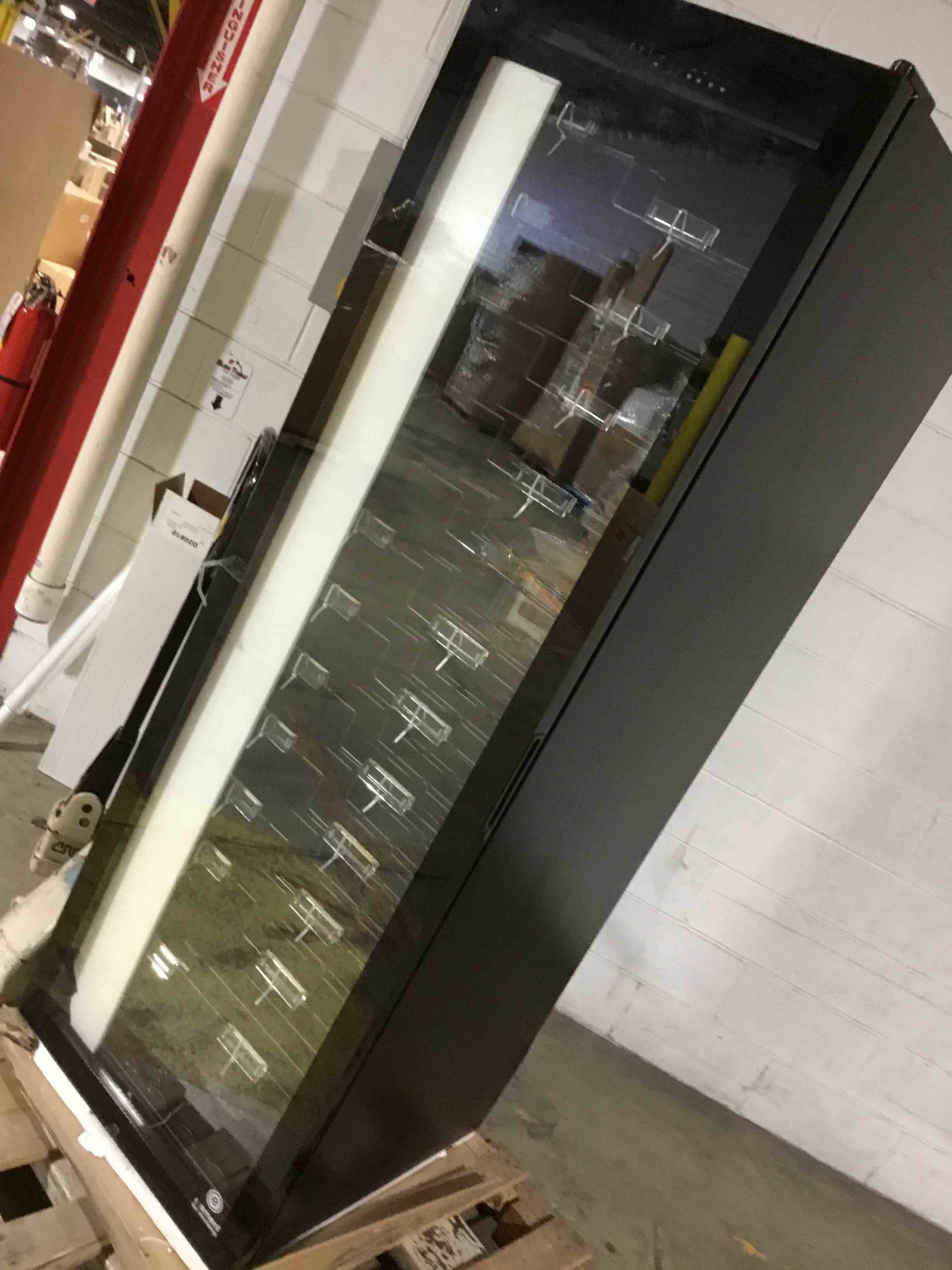 Condition photo showing Good Condition for Vinotemp 24 Inch Wide 162 Bottle Capacity Free Standing Wine Cooler with Security Lock and Key