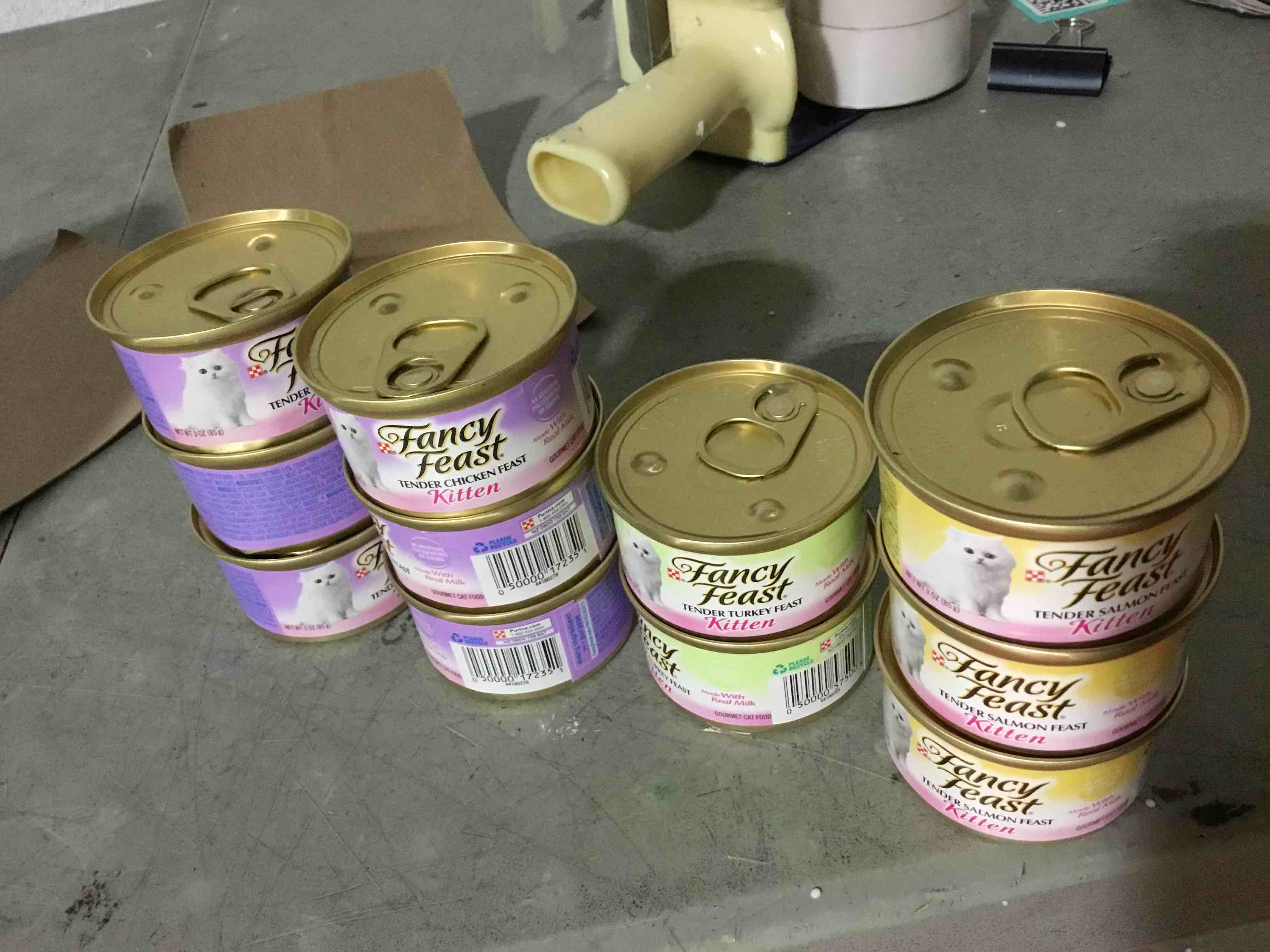 Condition photo showing Good Condition for (Best Before 09/2027) Purina Fancy Feast Tender Ocean Whitefish, Turkey, Chicken and Salmon Feasts Wet Kitten Food Variety Pack - (Pack of 11) 3 oz. Boxes