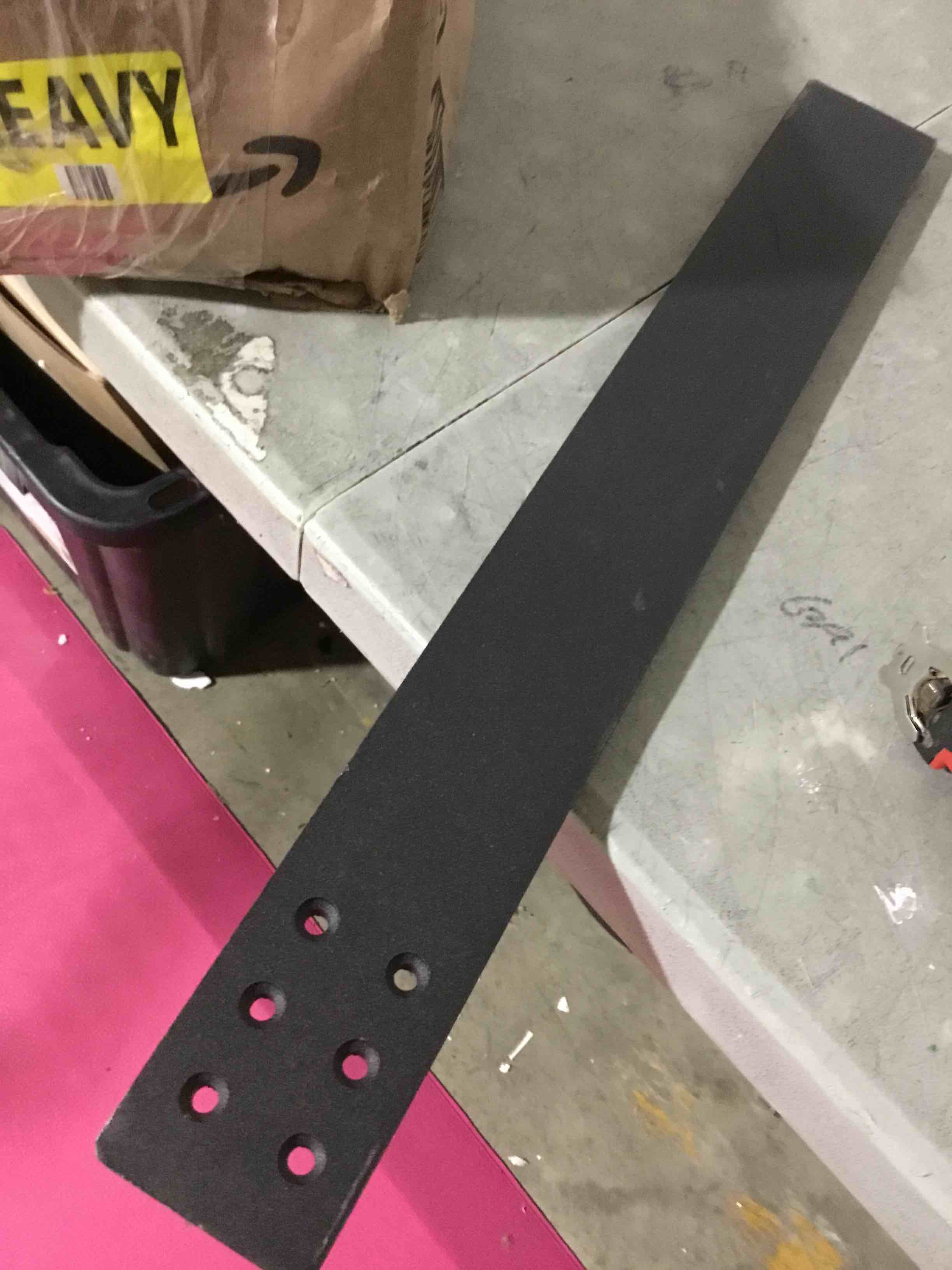 Condition photo showing Good Condition for Countertop Support Bracket 3 Pack 20" Lx 2.5" W Hidden Black Knee Wall Support Countertop Bracket 3/8" Thick Heavy Duty for Quartz/Granite/Wood/Concret Countertops Screws Included