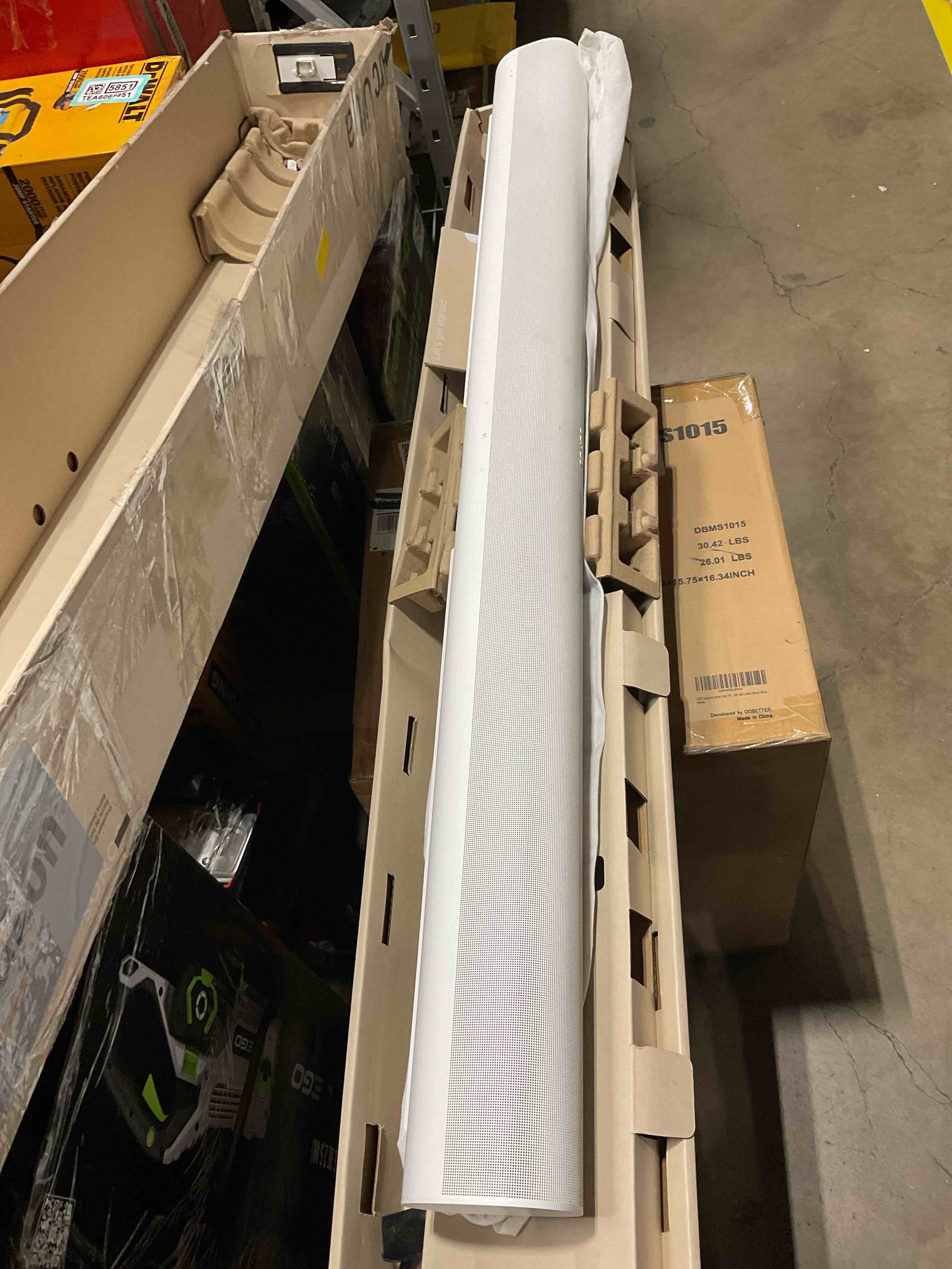 Condition photo showing Good Condition for sonos arc - white - soundbar with dolby atmos single white