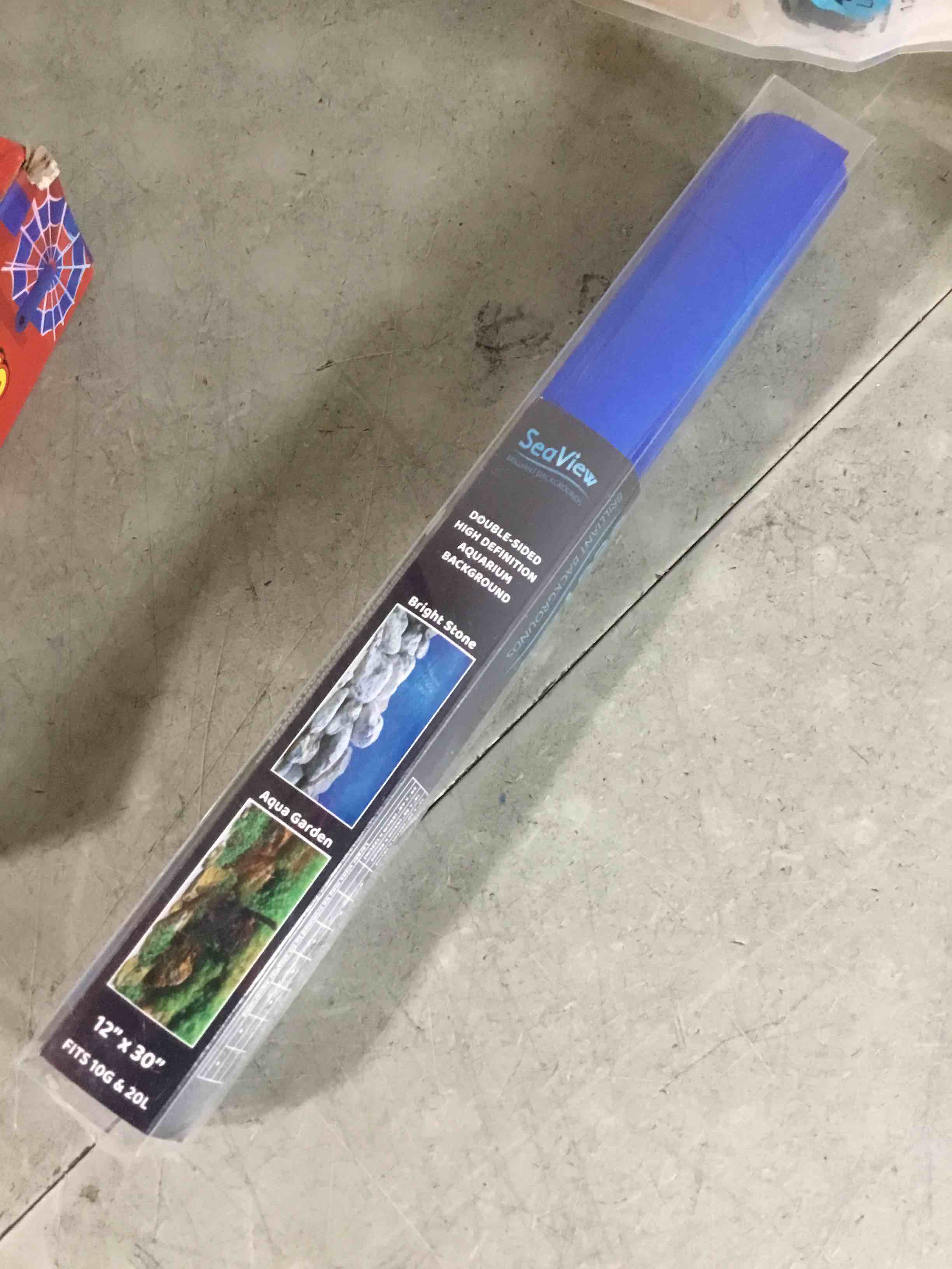 Condition photo showing Good Condition for seaview brilliant backgrounds aquagarden/ brightstone, 12" l x 30" w