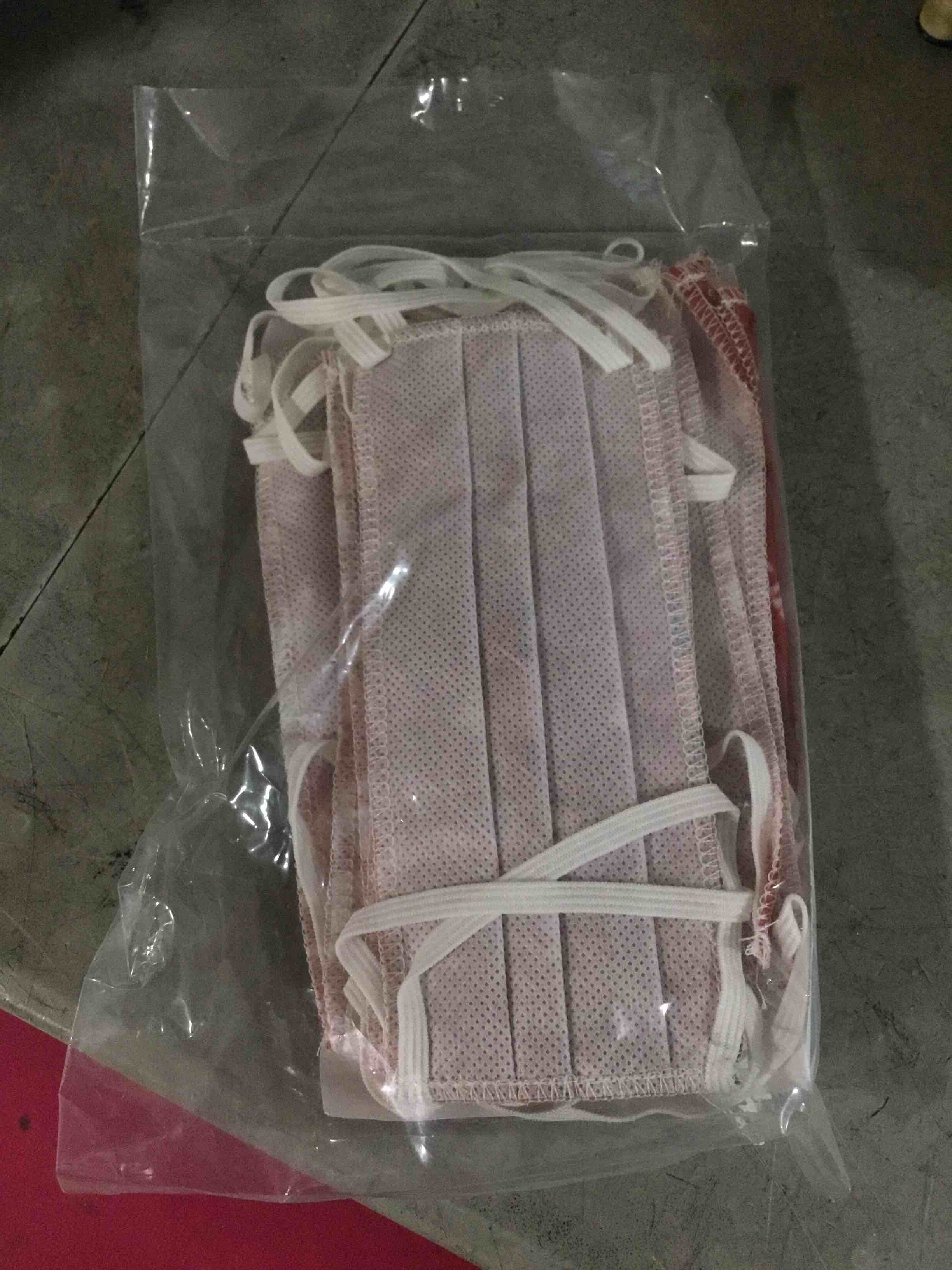 Condition photo showing New/Like New for valley forge flags 2007440 ace logo disposable face mask  red - pack of 10