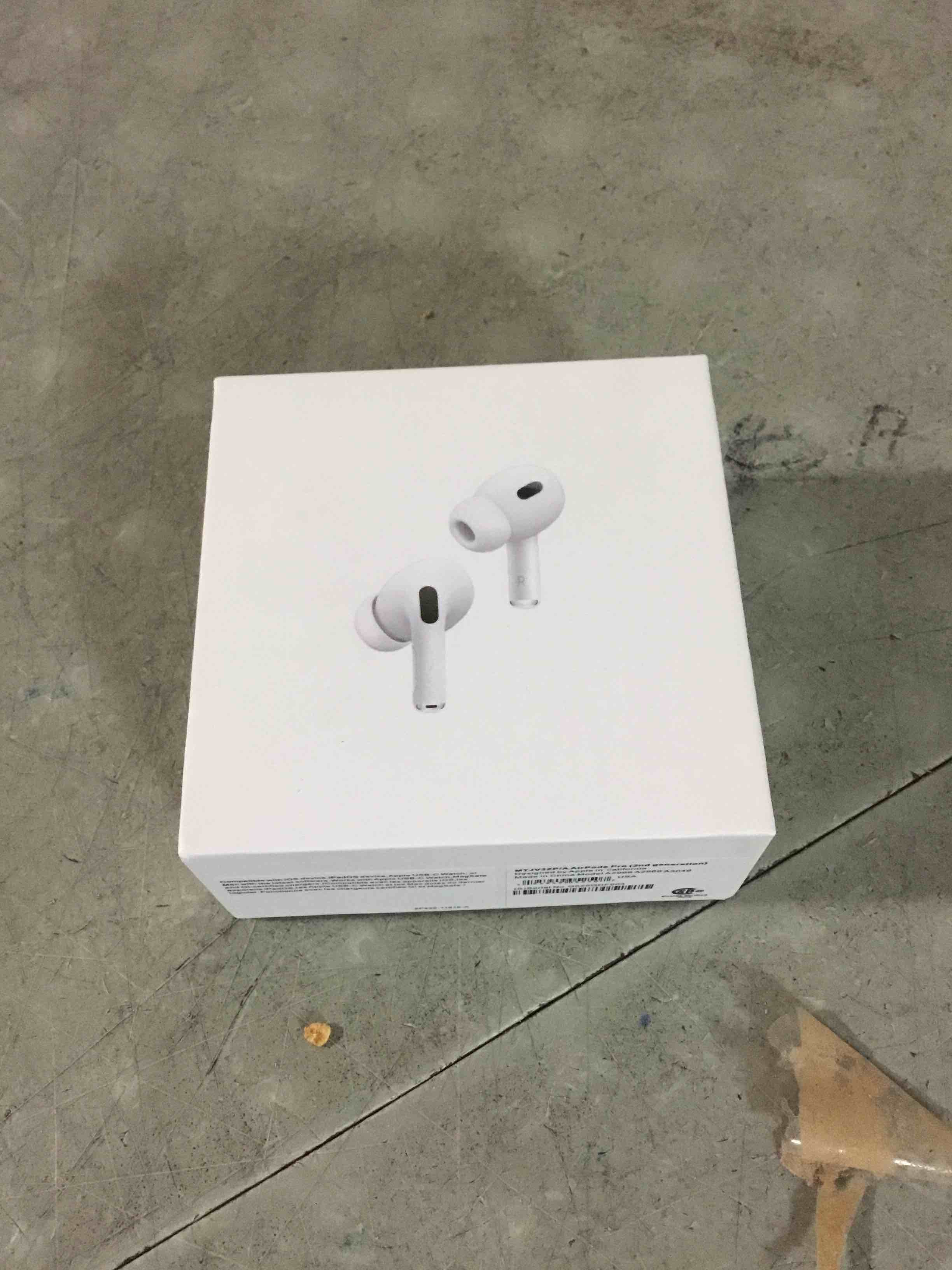 Condition photo showing New/Like New for apple airpods pro (2nd generation) with magsafe charging case (usb-c) (renewed)