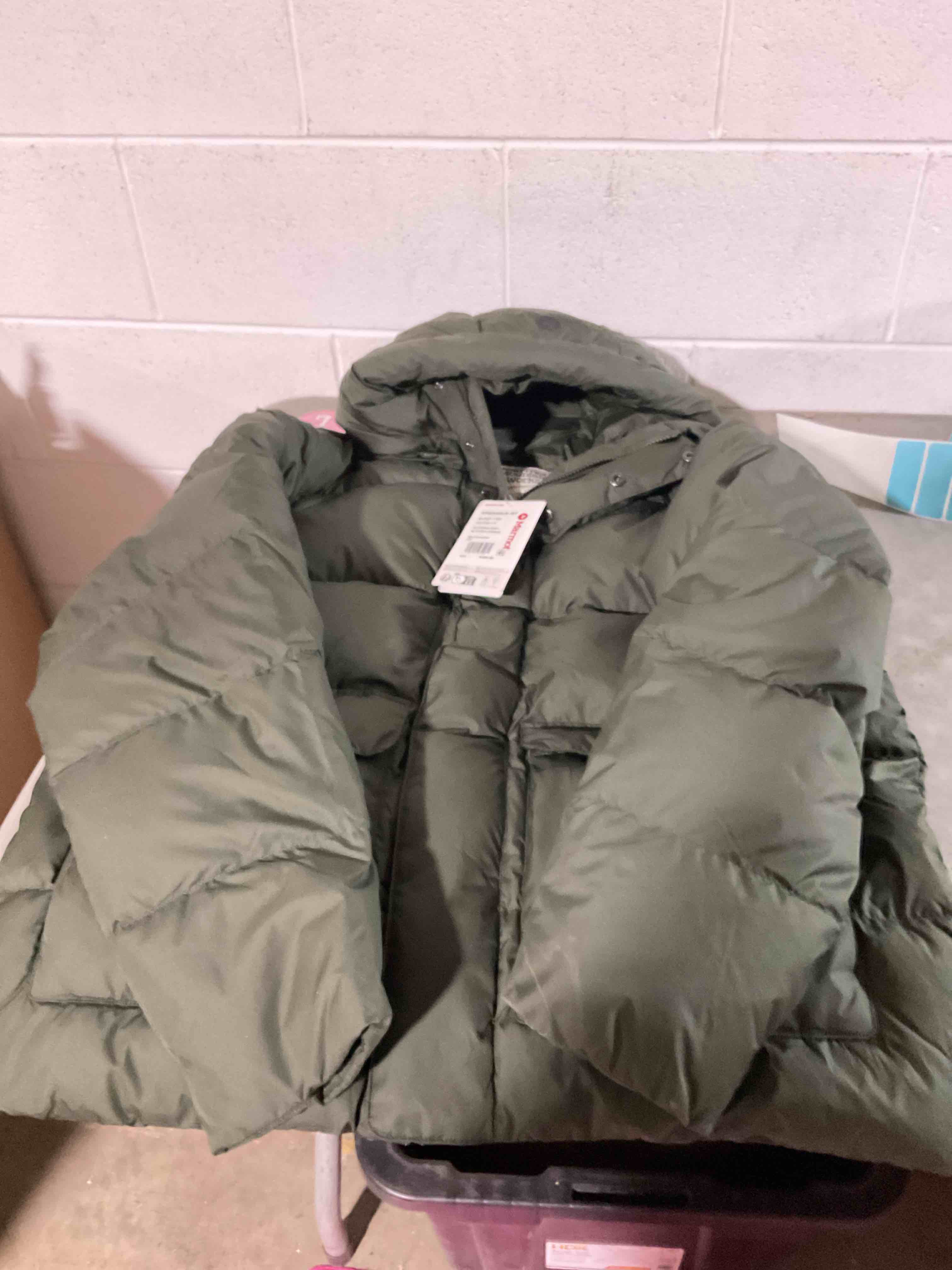 Condition photo showing New/Like New for marmot men's stockholm 700 fill down puffer with hood large rosin green - latest collection. large size