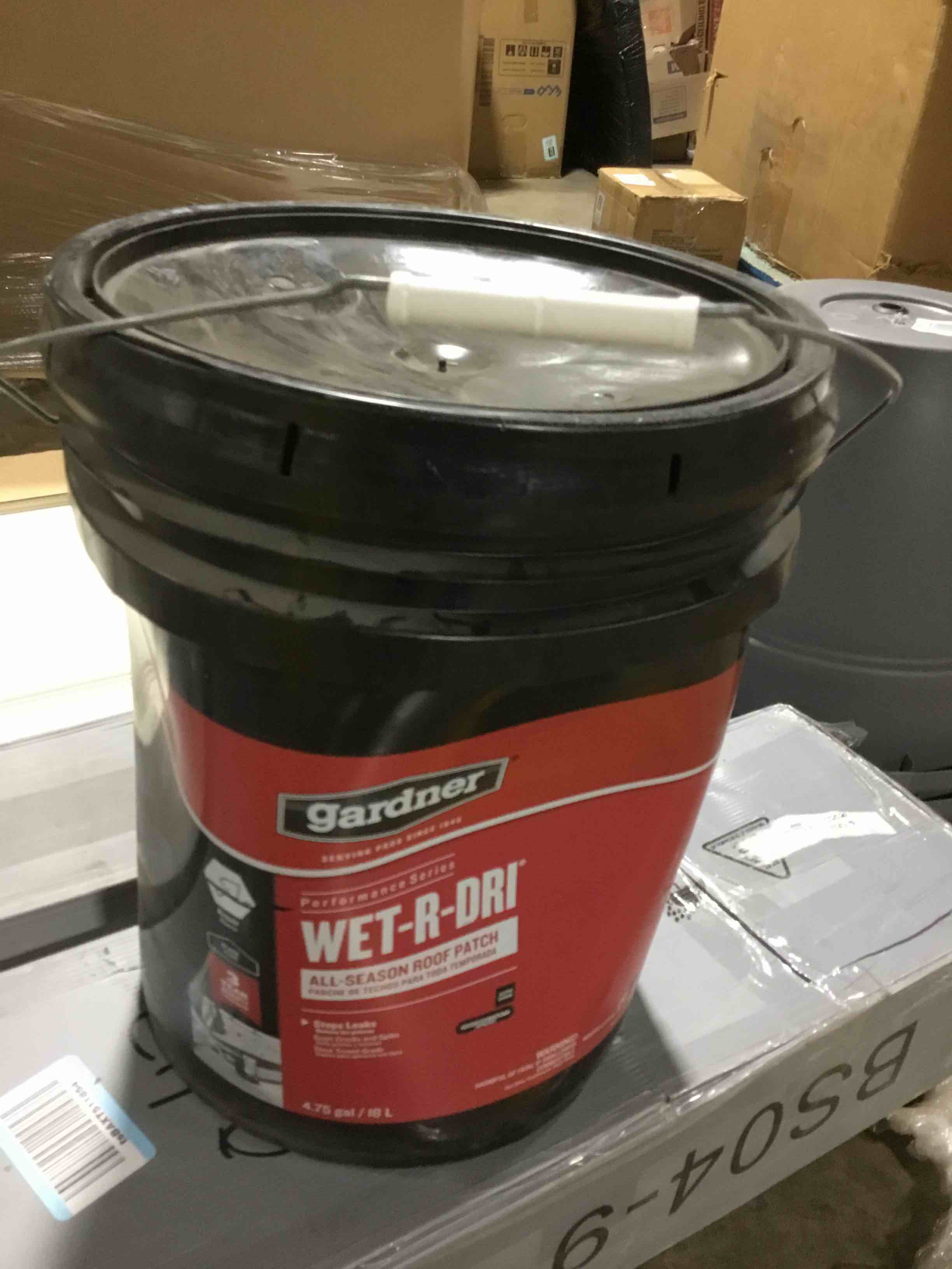 Gardner WET-R-DRI Gloss Black Patching Cement All-Weather Roof Cement 5 gal