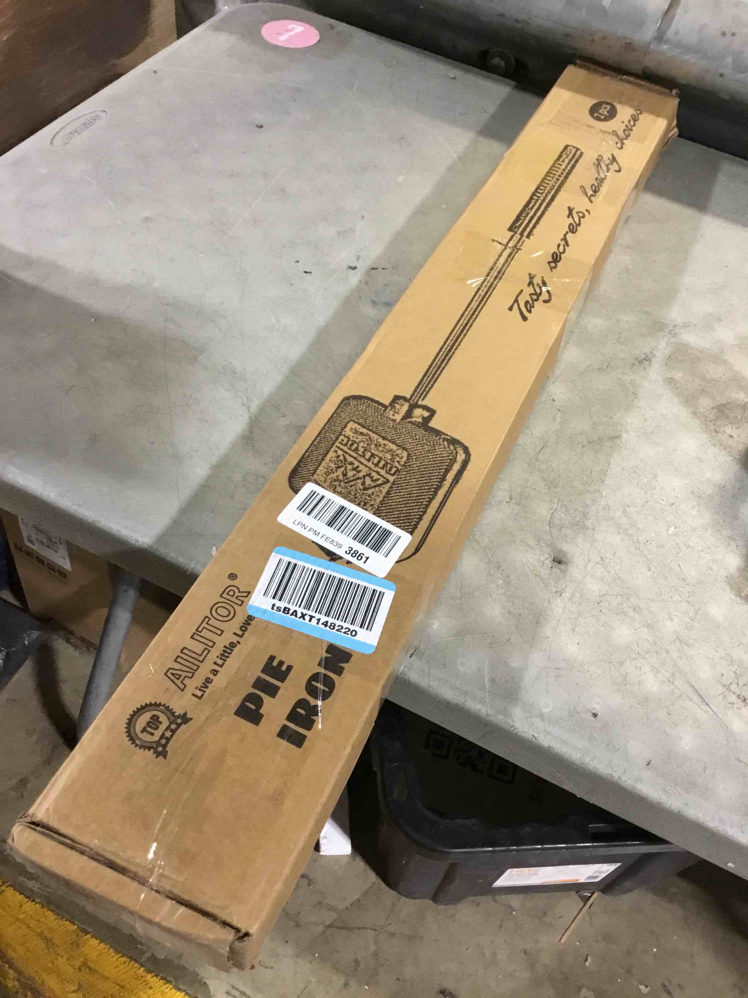 Condition photo showing Good Condition for Cast Iron Camp Pie Cooker, Campfire Sandwich Maker (Pack of 2) 2-Pack