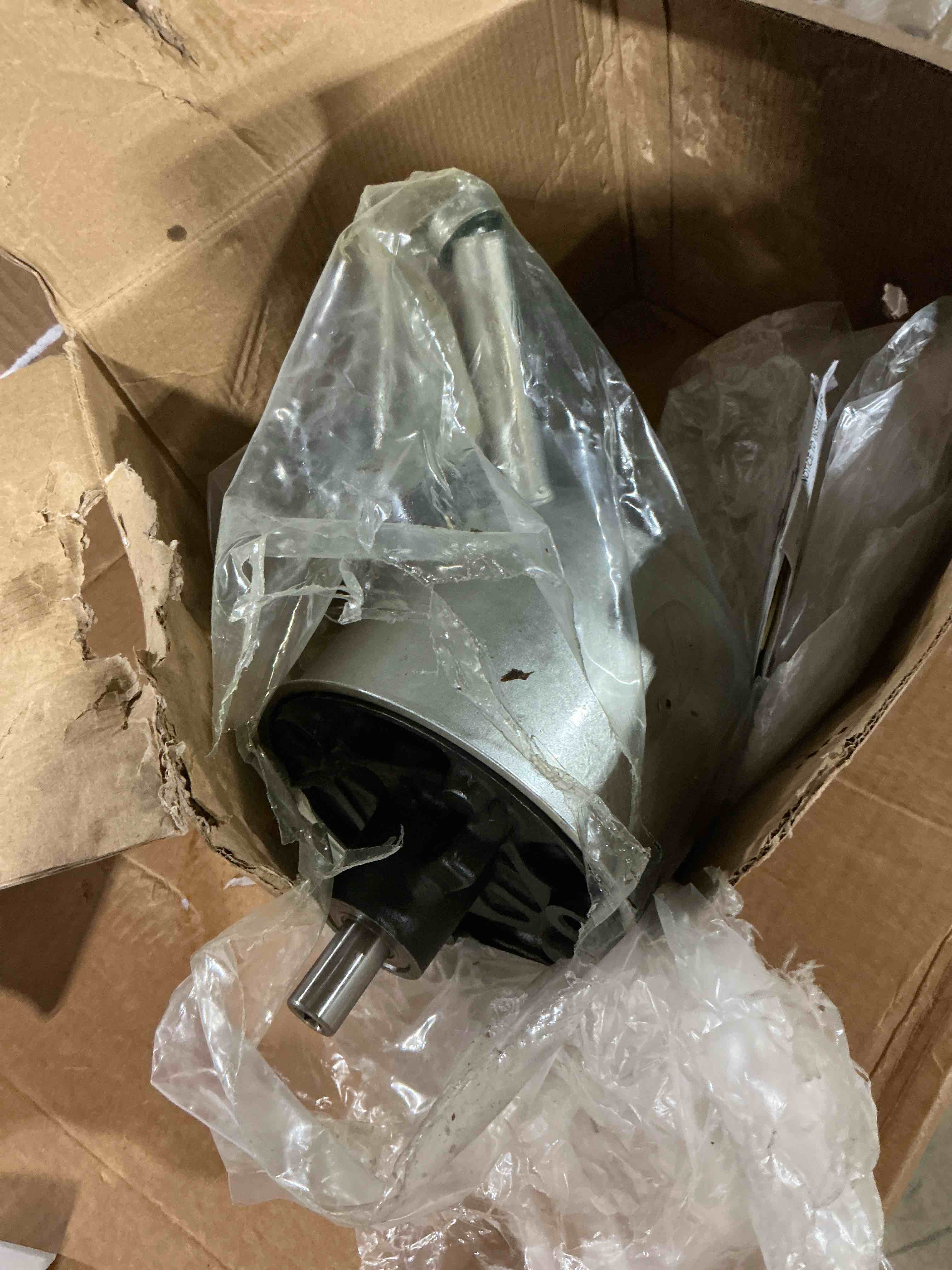 Condition photo showing As Is for 96-7058 power steering pump with reservoir for ford country sedan/galaxie/ranch wagon/custom/bronco, lincoln continental/marl iii, mercury colony park/commuter/cougar/grand marquis
