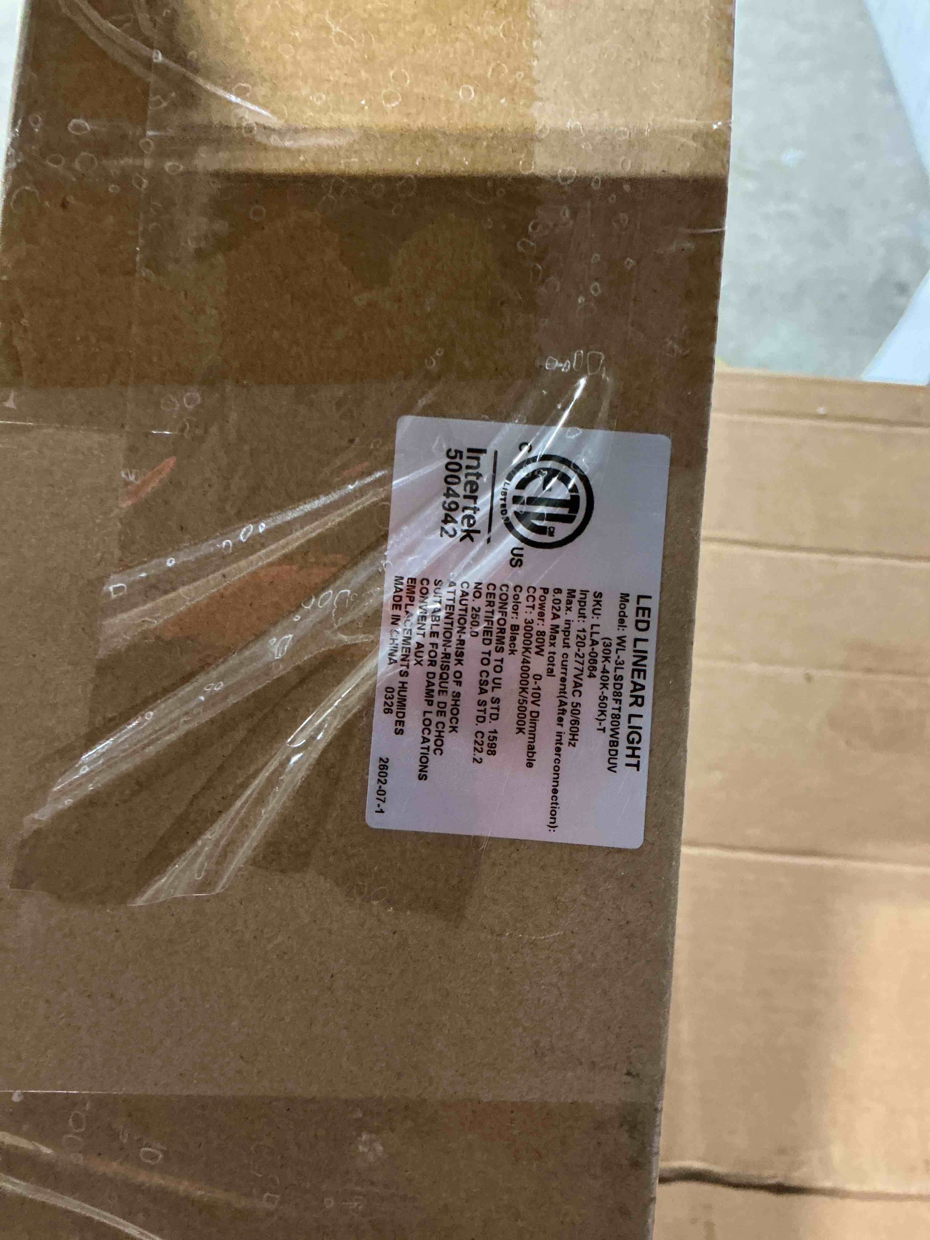 Condition photo showing Good Condition for gen iii led linear light model: wl-3lsd8ft80wbduv