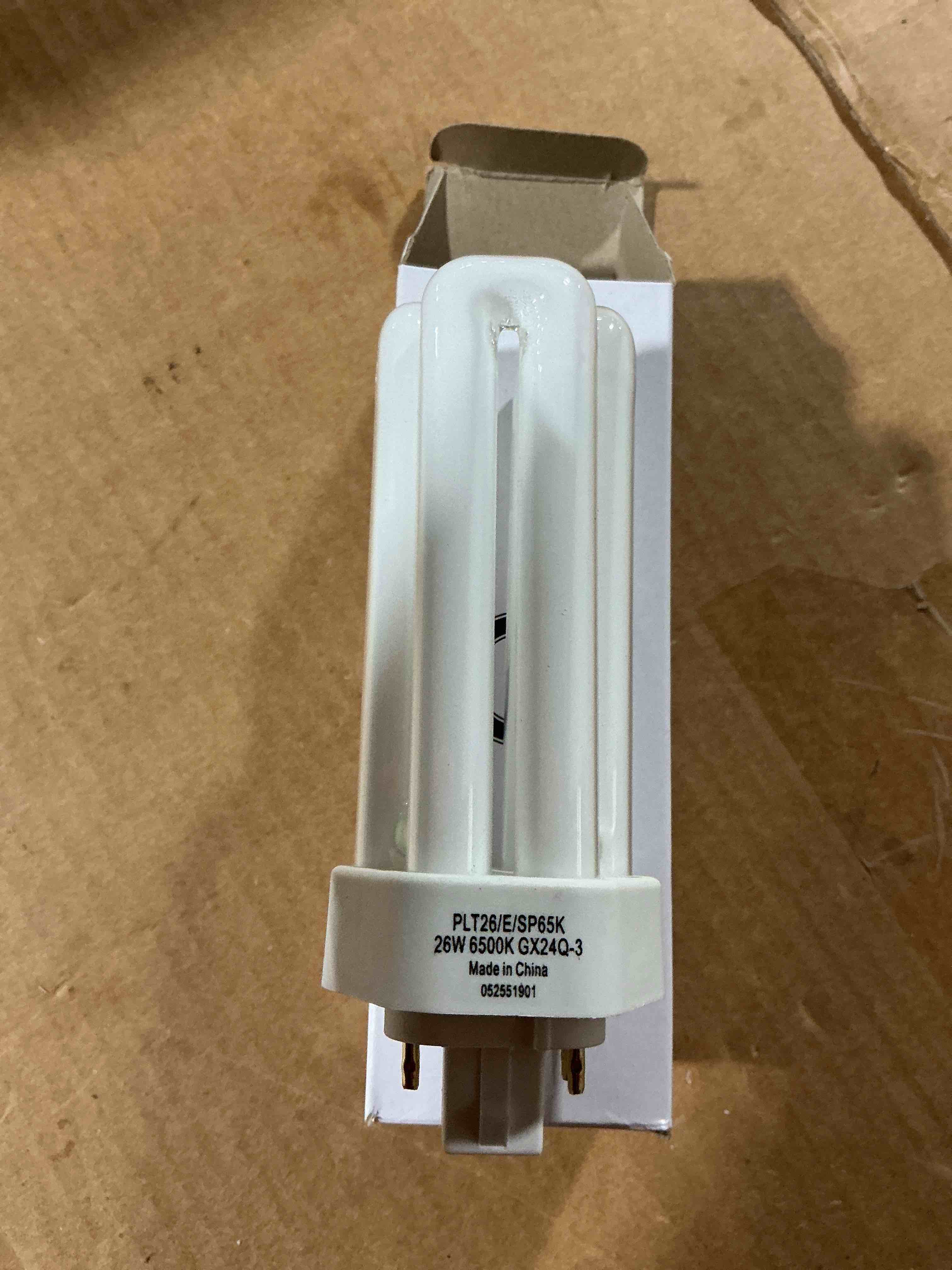 Condition photo showing Good Condition for circle cv525-6 lumenes 1800life hours 10000, gx24q-3 4-pin base 120 volts, cfl, 6-counts